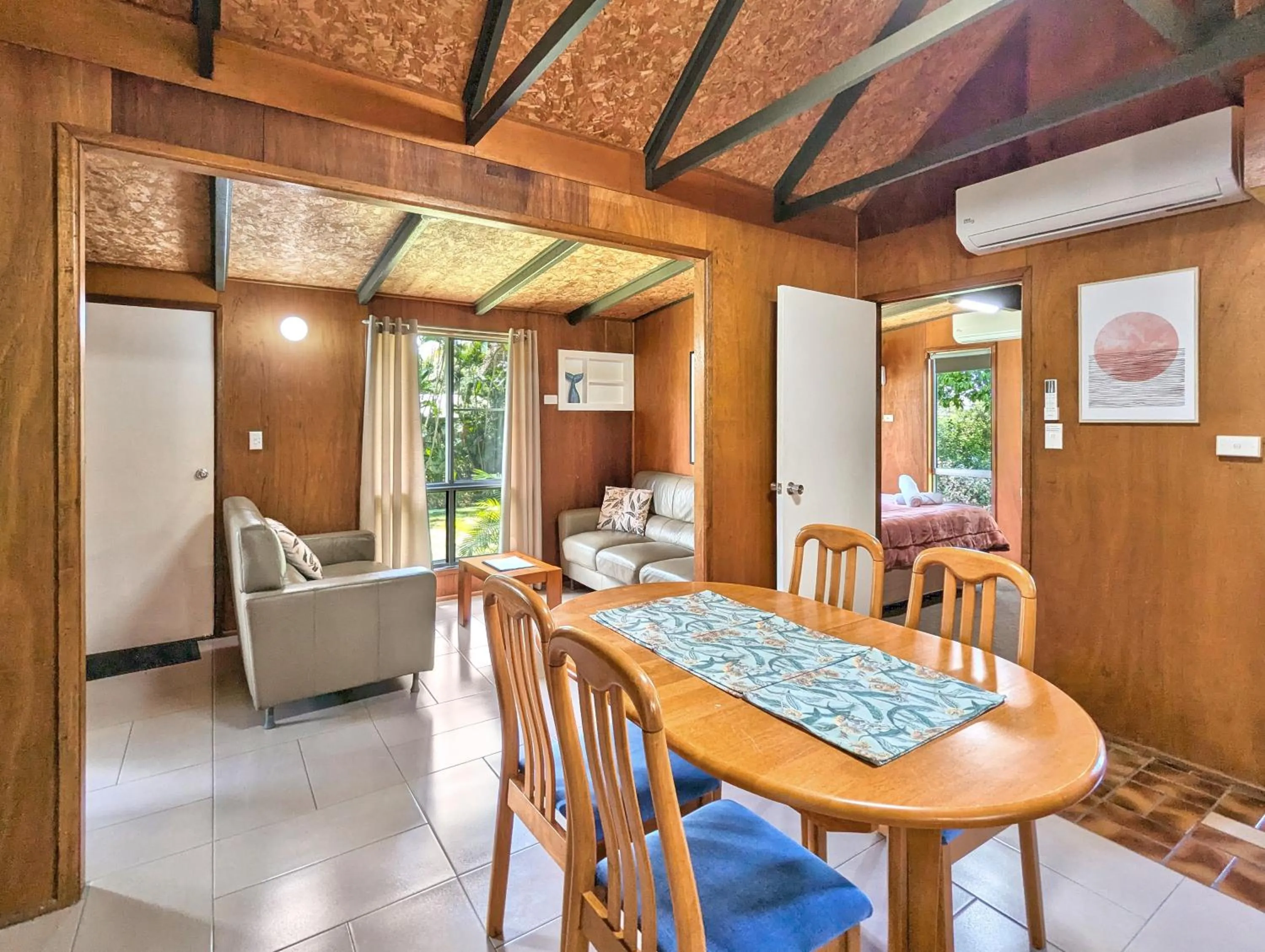 Living room in Gumnut Glen Cabins
