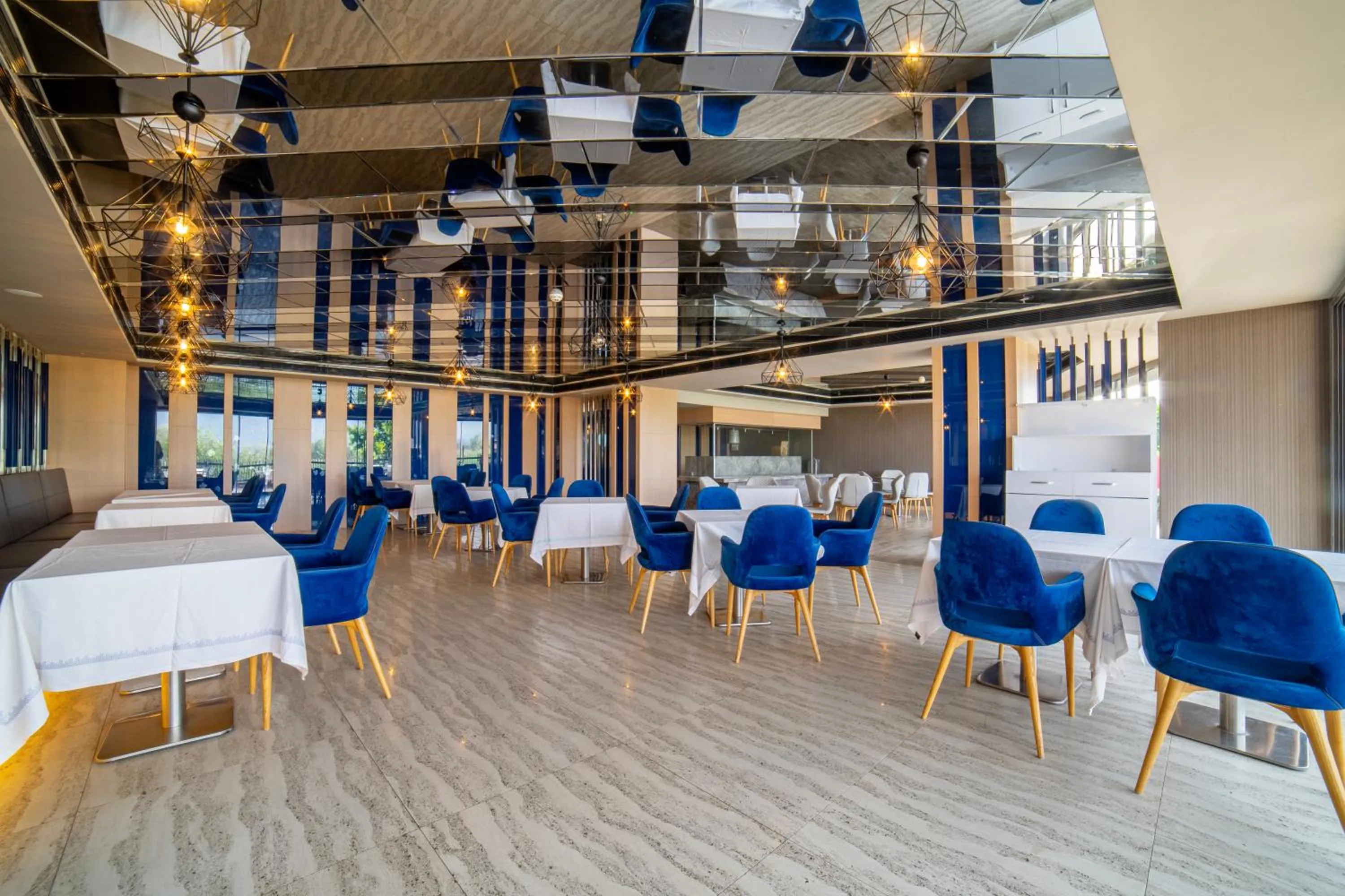 Restaurant/places to eat in Bosphorus Sorgun Hotel Ultra All Inclusive