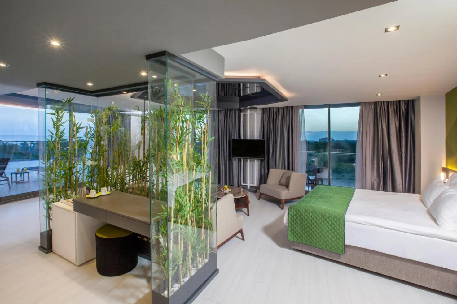 Bathroom, Bed in Bosphorus Sorgun Hotel Ultra All Inclusive