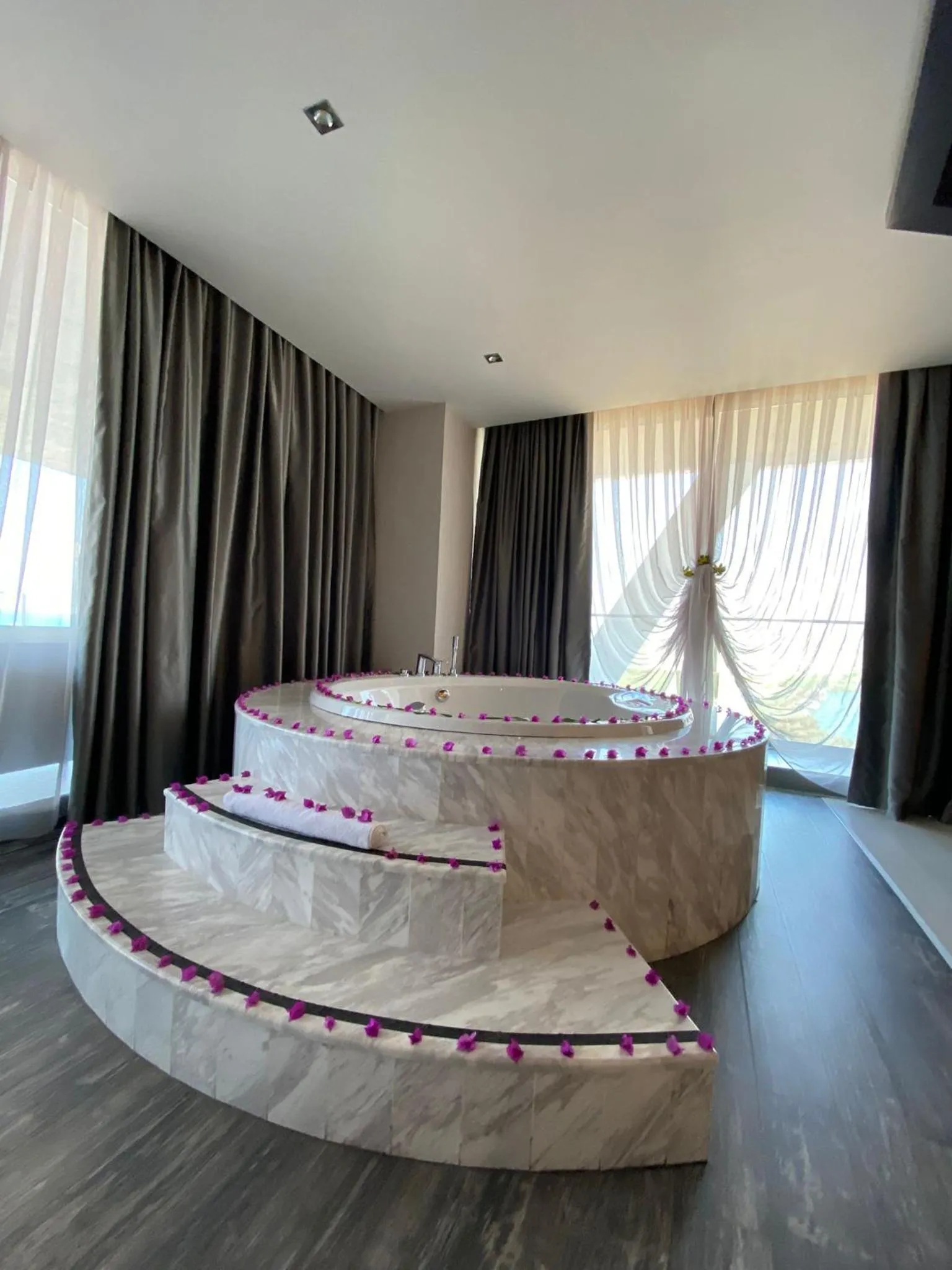 Photo of the whole room, Bed in Bosphorus Sorgun Hotel Ultra All Inclusive