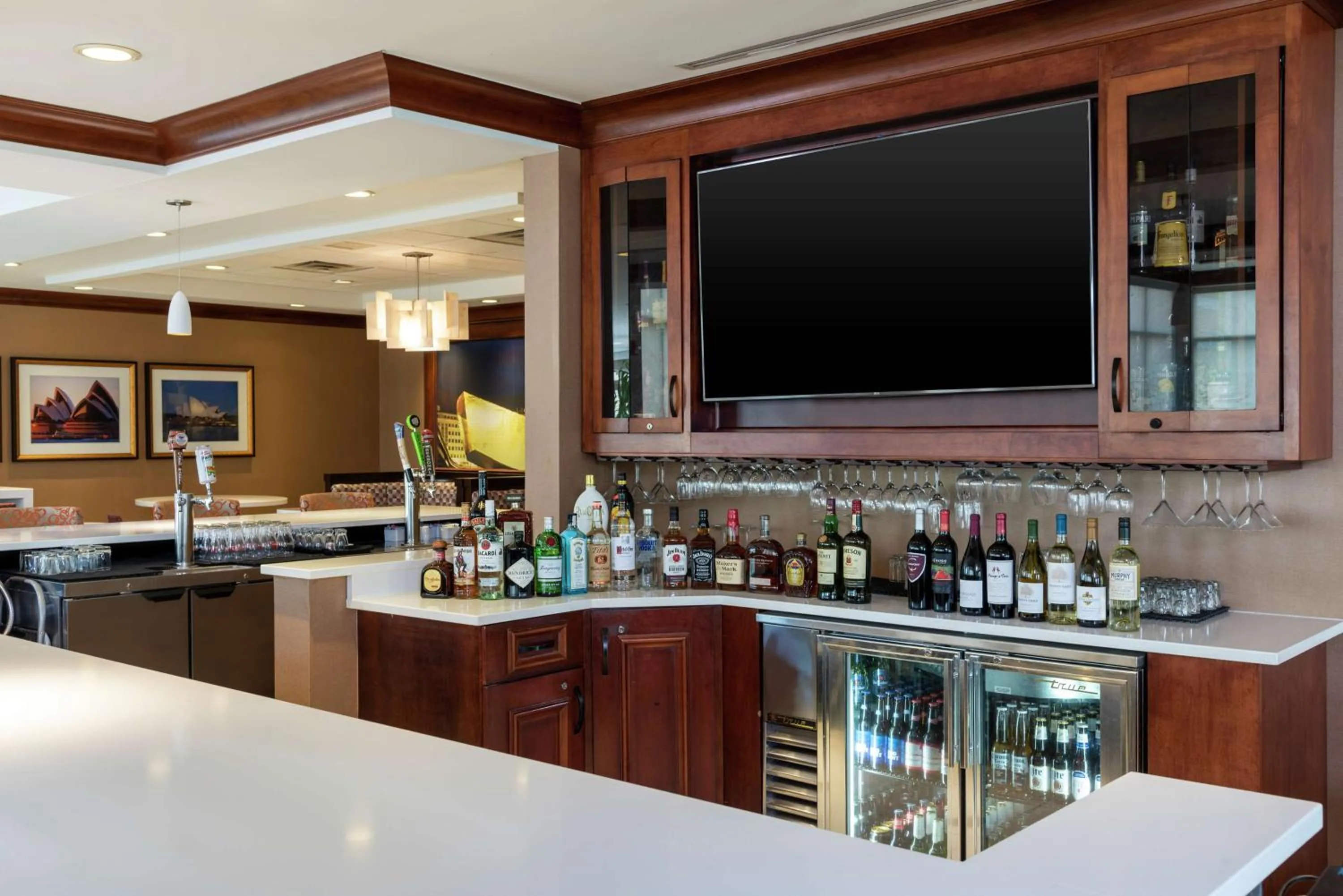 Lounge or bar in Hilton Garden Inn Indianapolis South/Greenwood