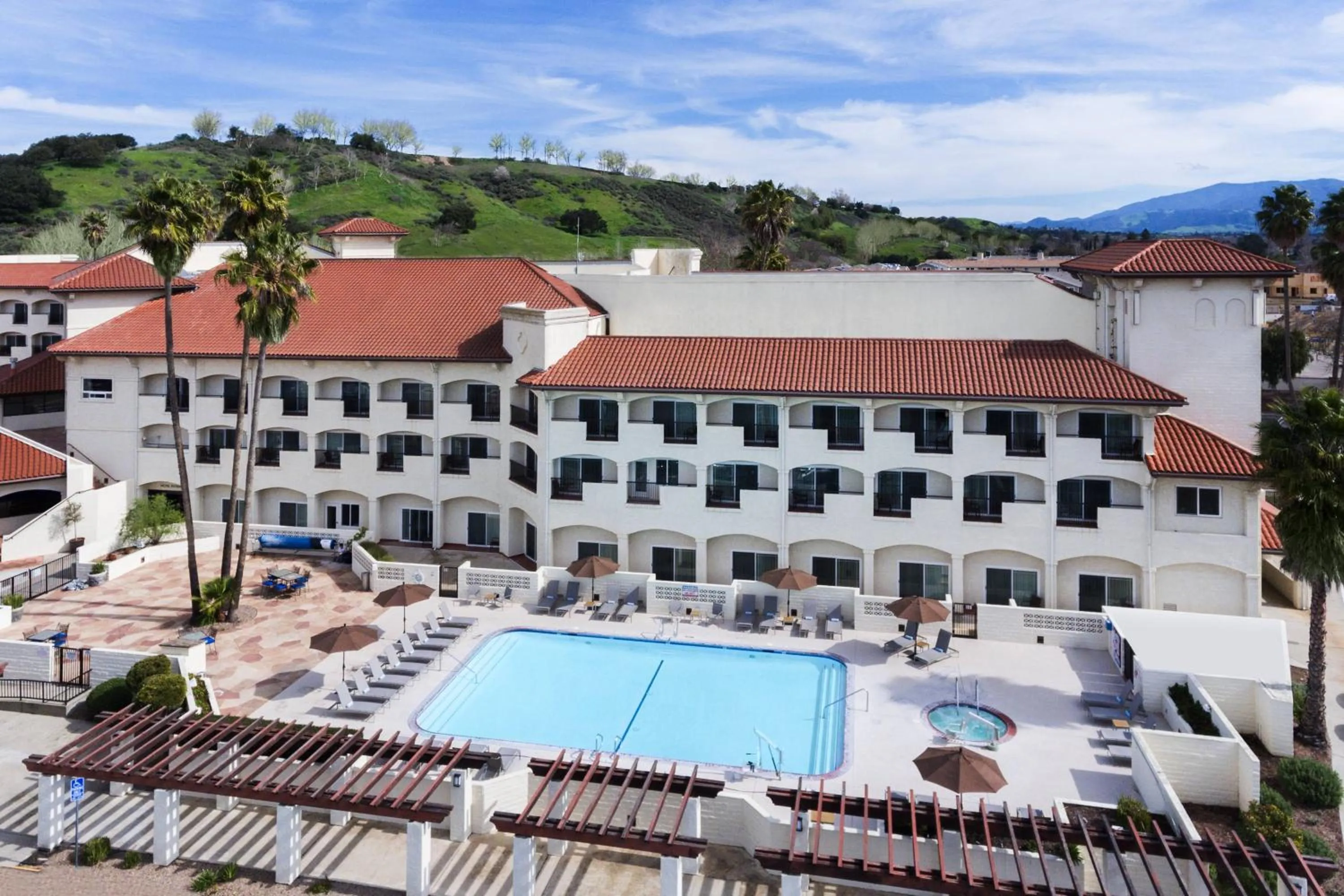 Swimming pool in Santa Ynez Valley Marriott