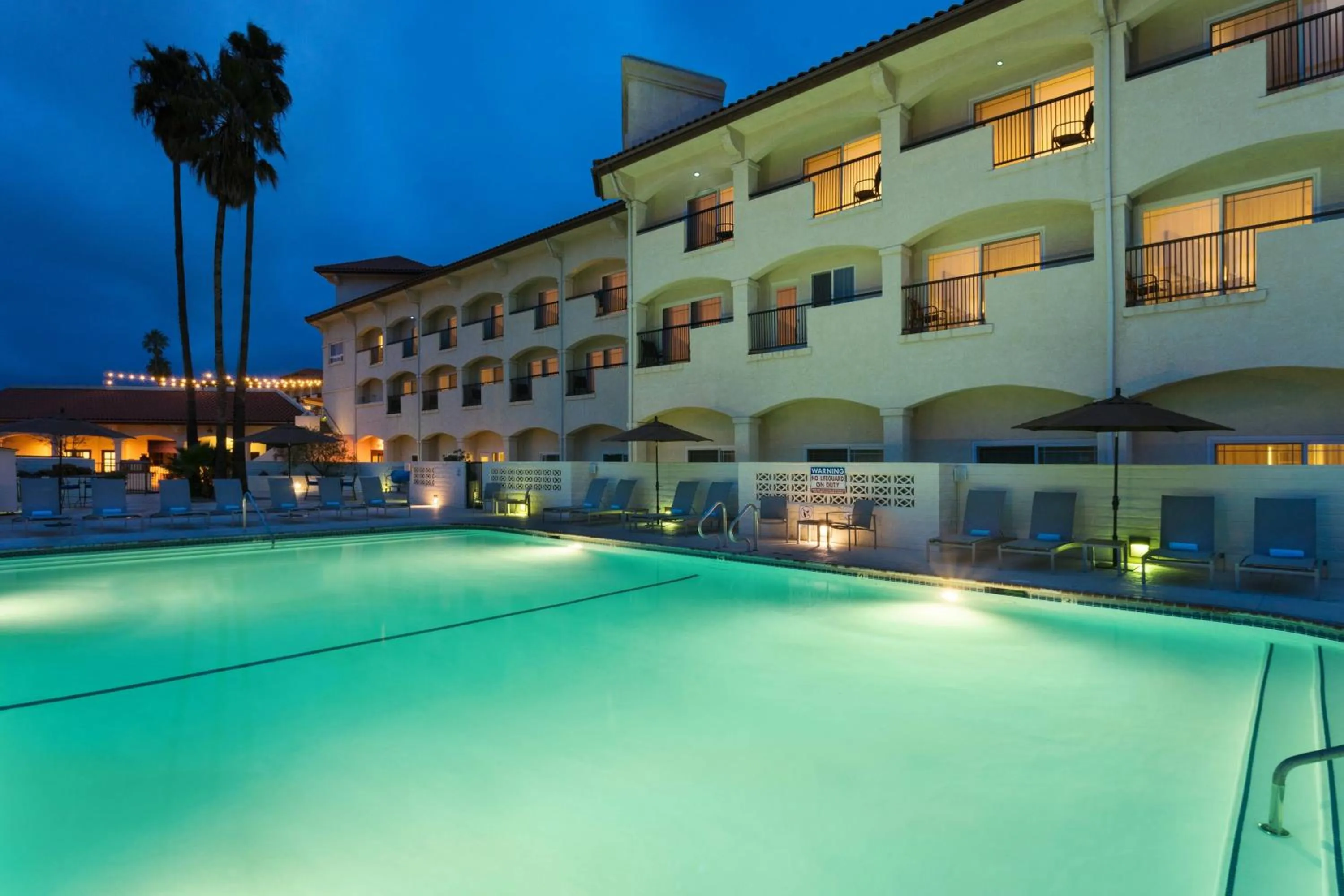 Swimming pool in Santa Ynez Valley Marriott