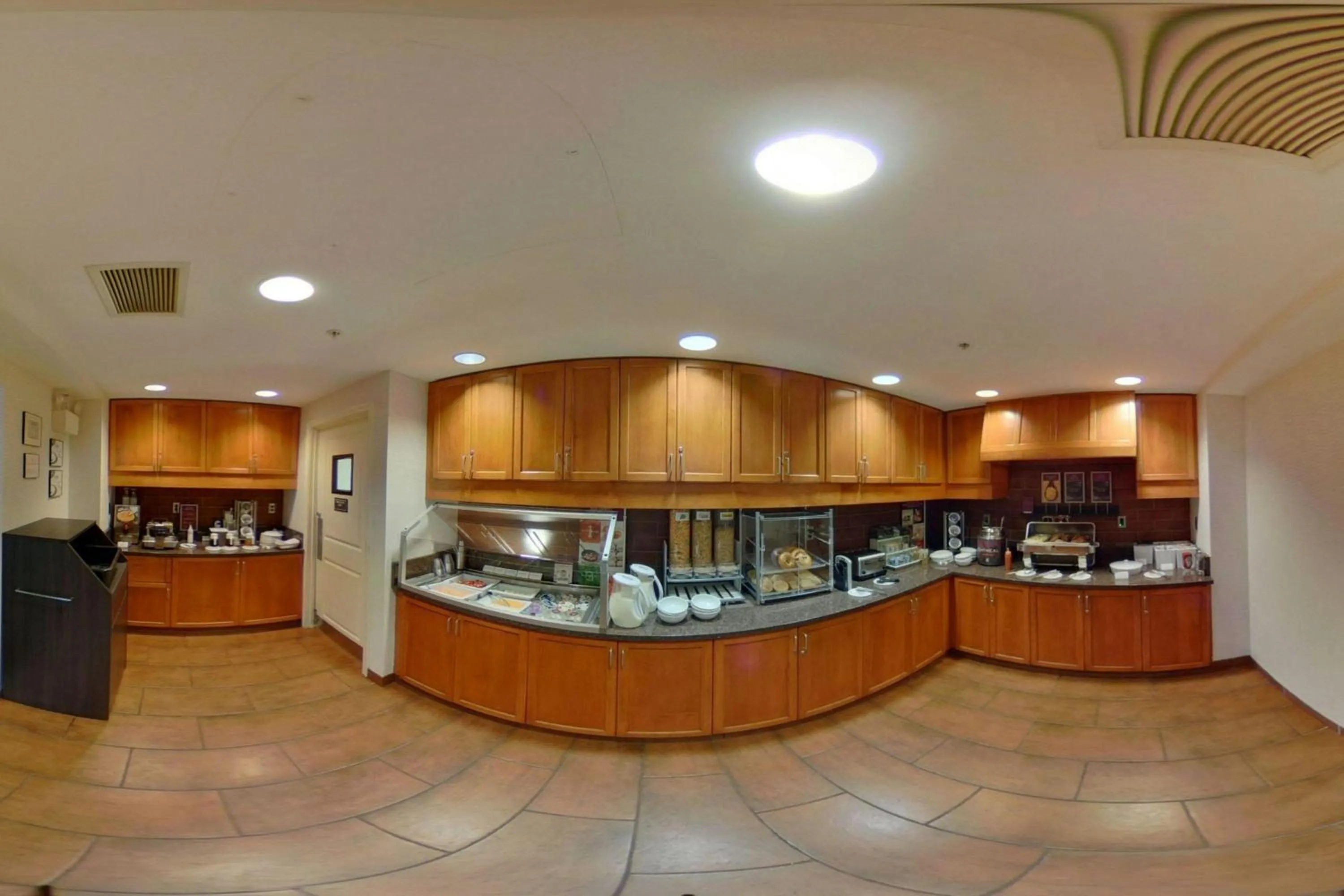 Restaurant/places to eat in Residence Inn by Marriott Hazleton