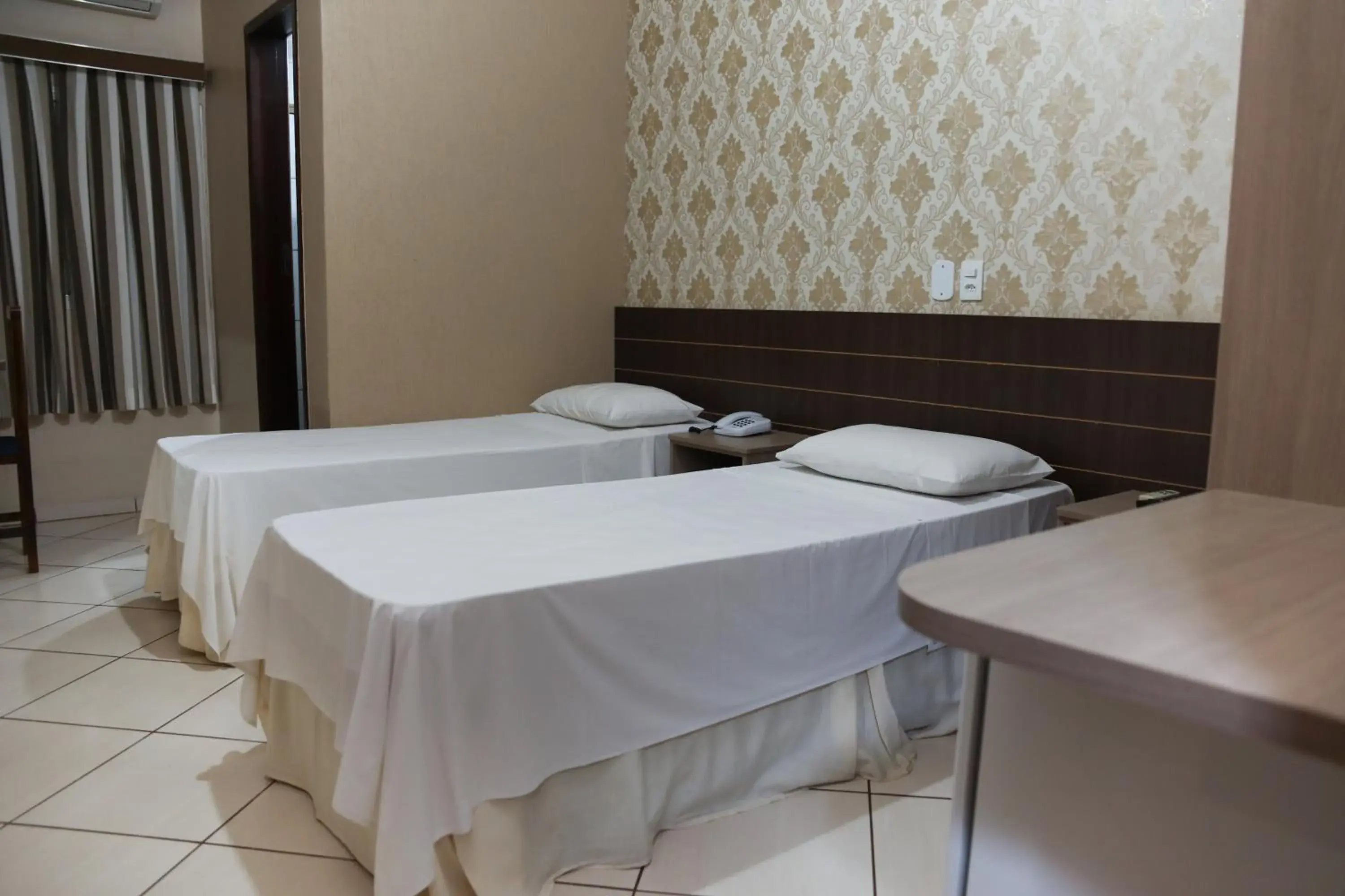 Standard Twin Room in Hotel Villa Canoas Standard Twin Room in Hotel Villa Canoas