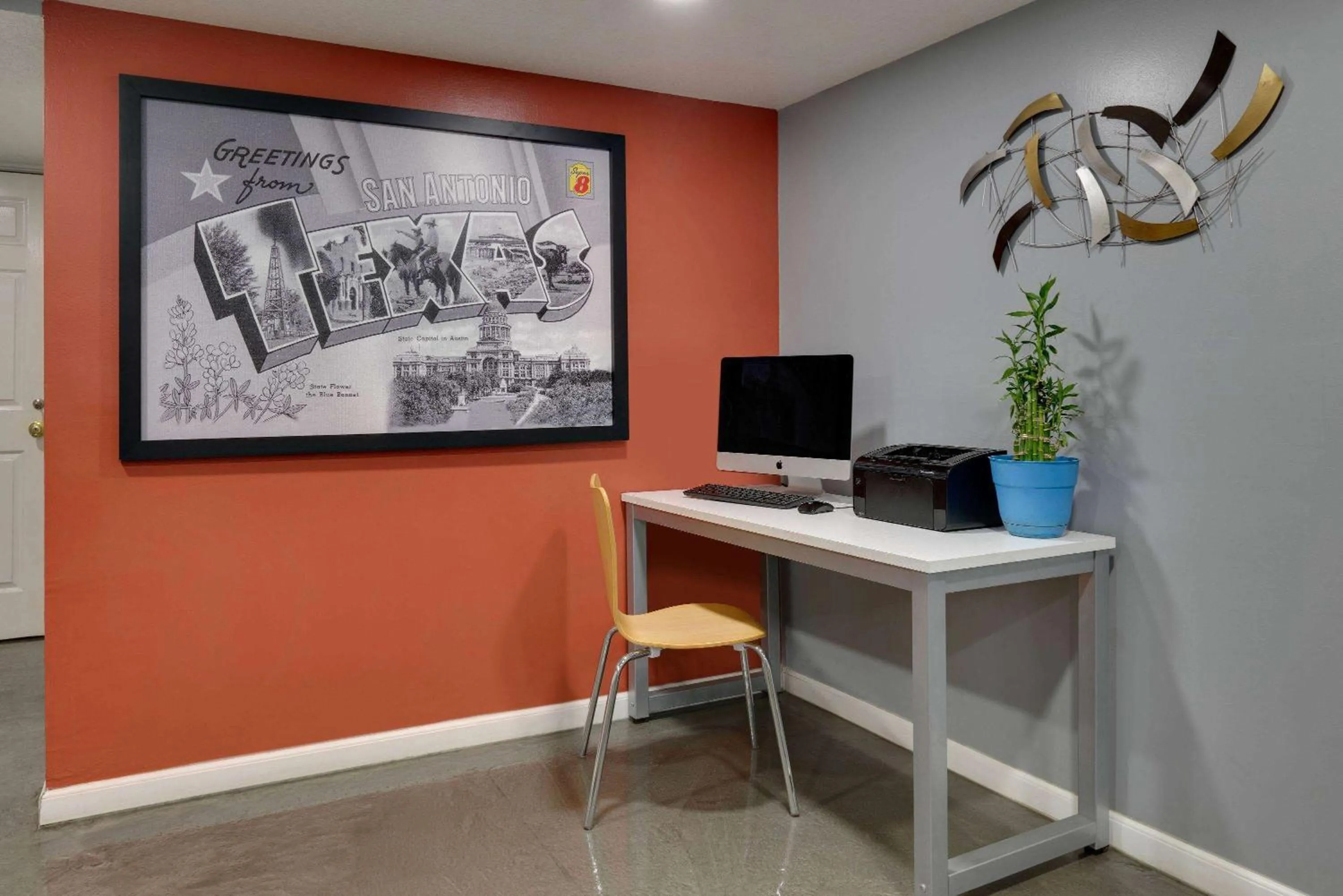 Business facilities in Super 8 by Wyndham San Antonio Pearl District Downtown