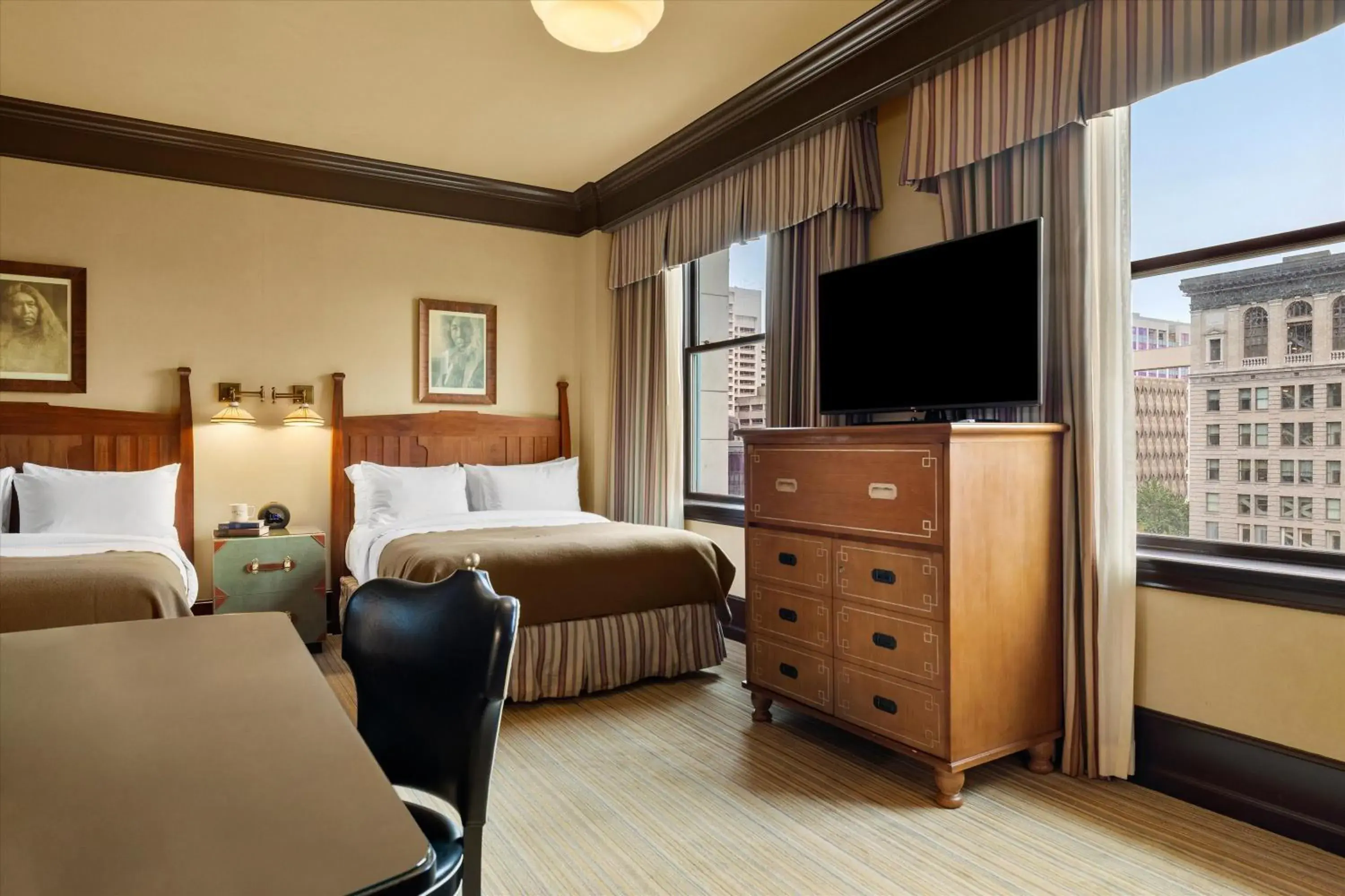 TV and multimedia, Bed in Arctic Club Hotel TV and multimedia, Bed in Arctic Club Hotel