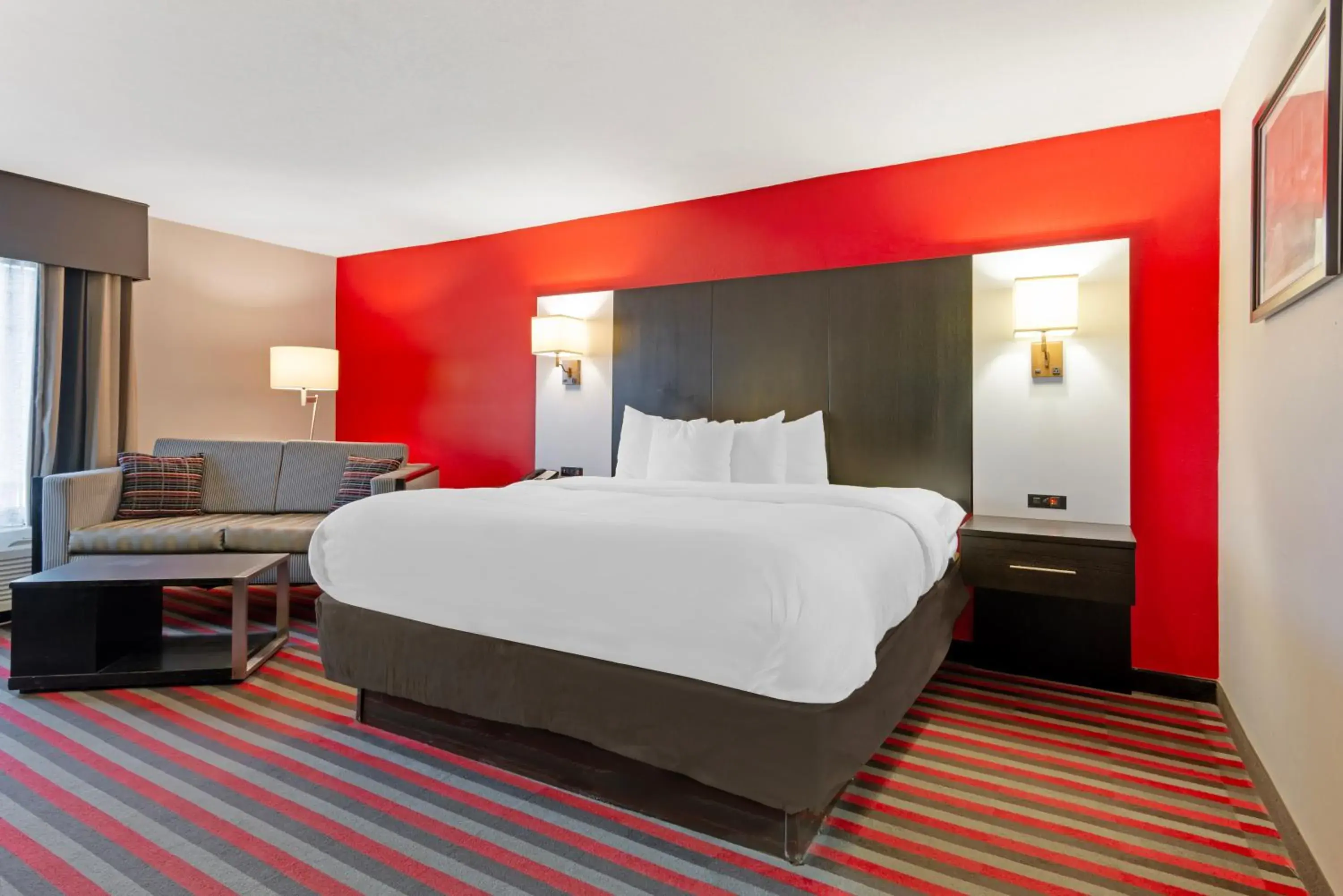 Bedroom, Bed in Comfort Inn & Suites Carrollton Bedroom, Bed in Comfort Inn & Suites Carrollton