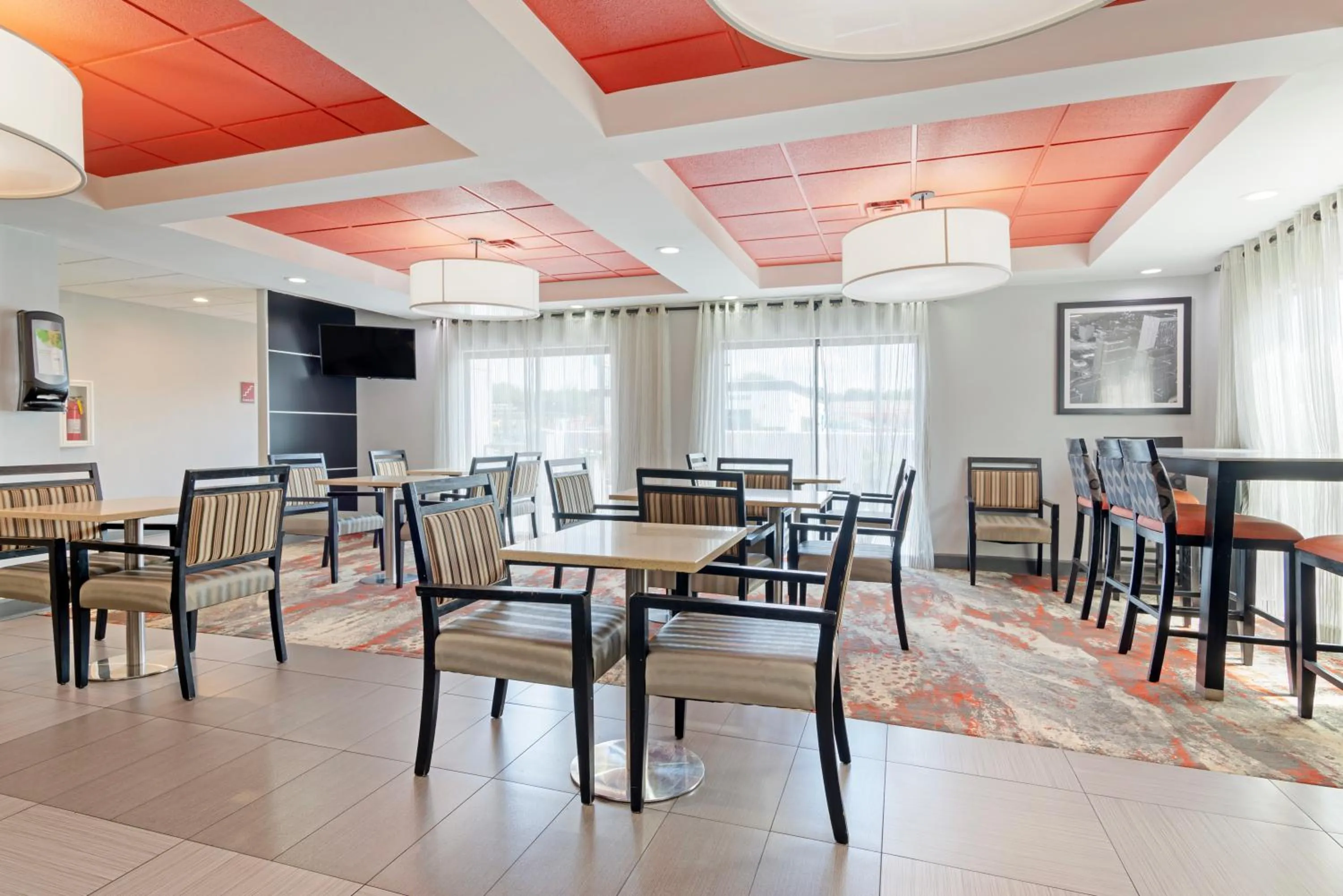 Breakfast in Comfort Inn & Suites Carrollton