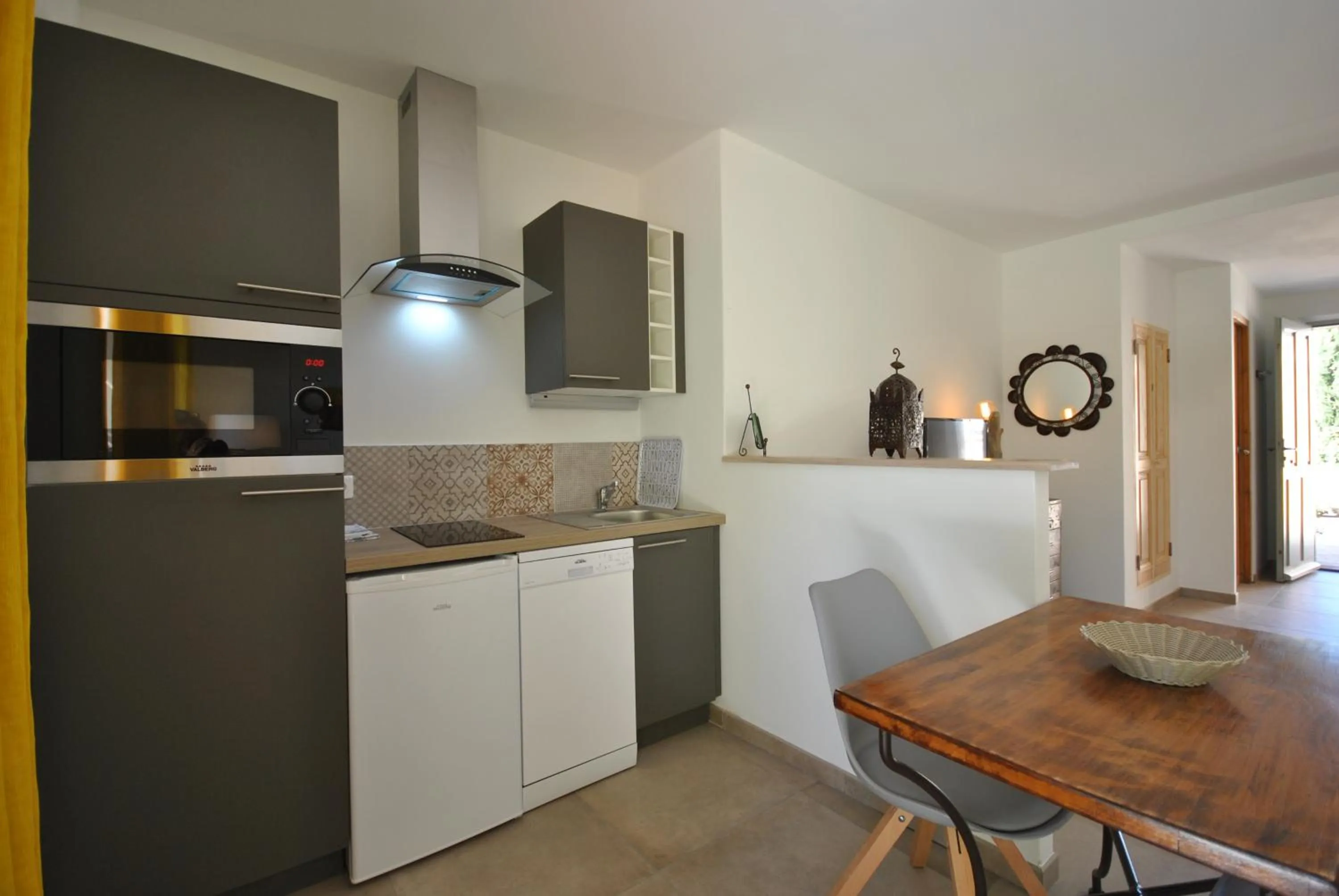 Kitchen or kitchenette in B&B La Badelle