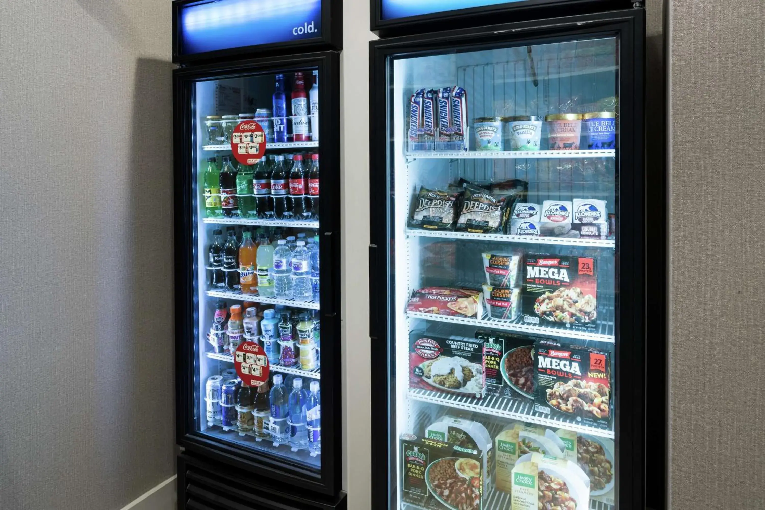 Restaurant/places to eat in Hampton Inn & Suites Panama City Beach-Pier Park Area Restaurant/places to eat in Hampton Inn & Suites Panama City Beach-Pier Park Area