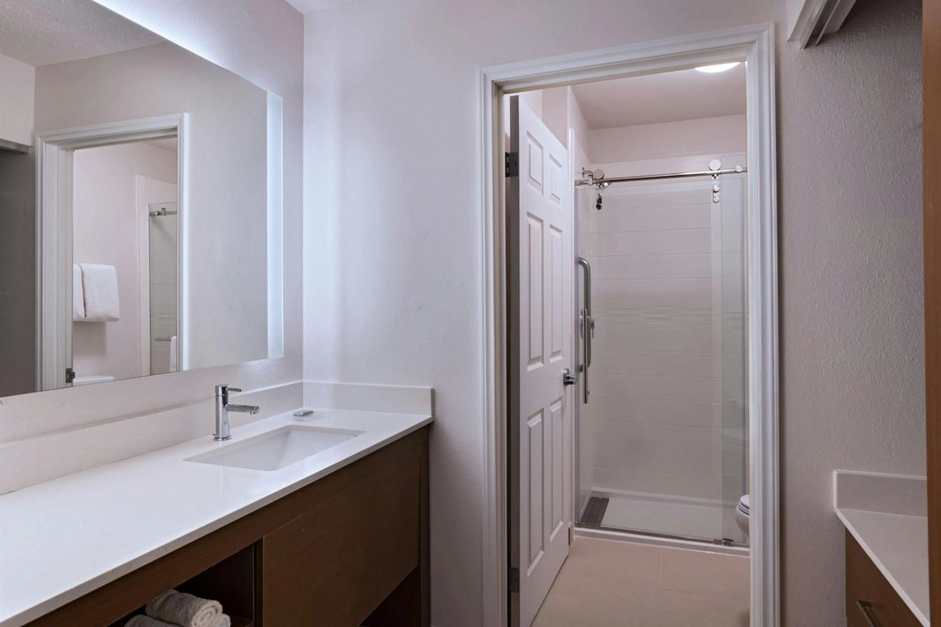 Bathroom in Residence Inn by Marriott Houston The Woodlands/Lake Front Circle