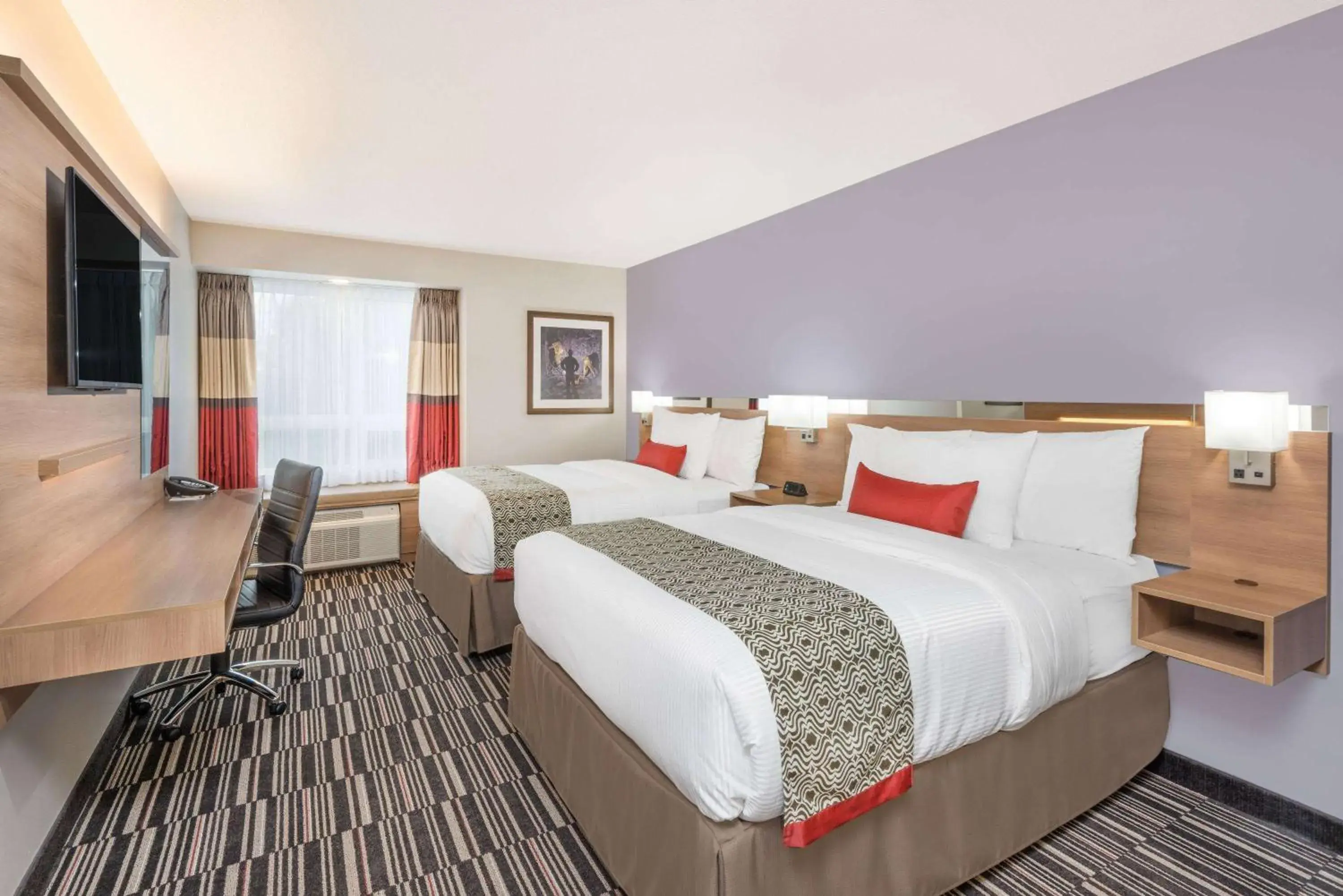 Photo of the whole room, Bed in Microtel Inn & Suites by Wyndham Sudbury Photo of the whole room, Bed in Microtel Inn & Suites by Wyndham Sudbury