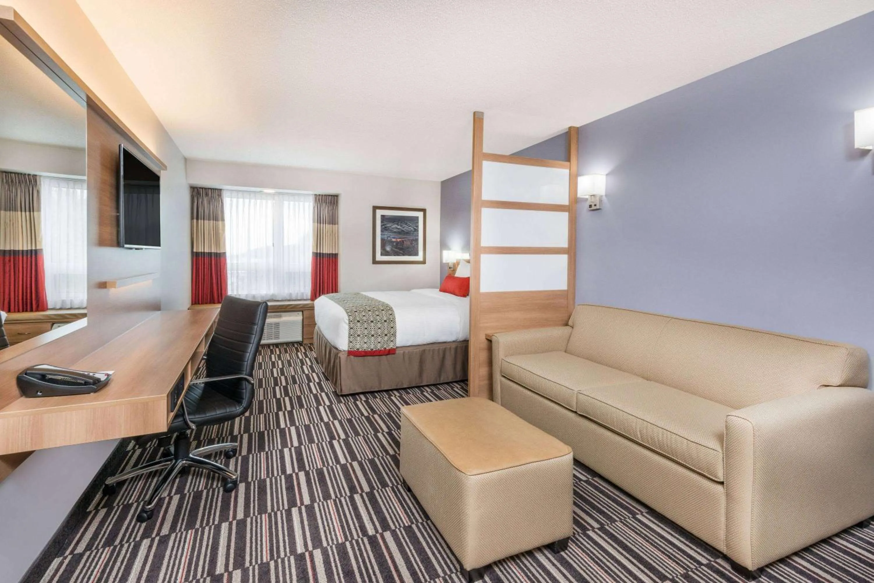 Photo of the whole room in Microtel Inn & Suites by Wyndham Sudbury