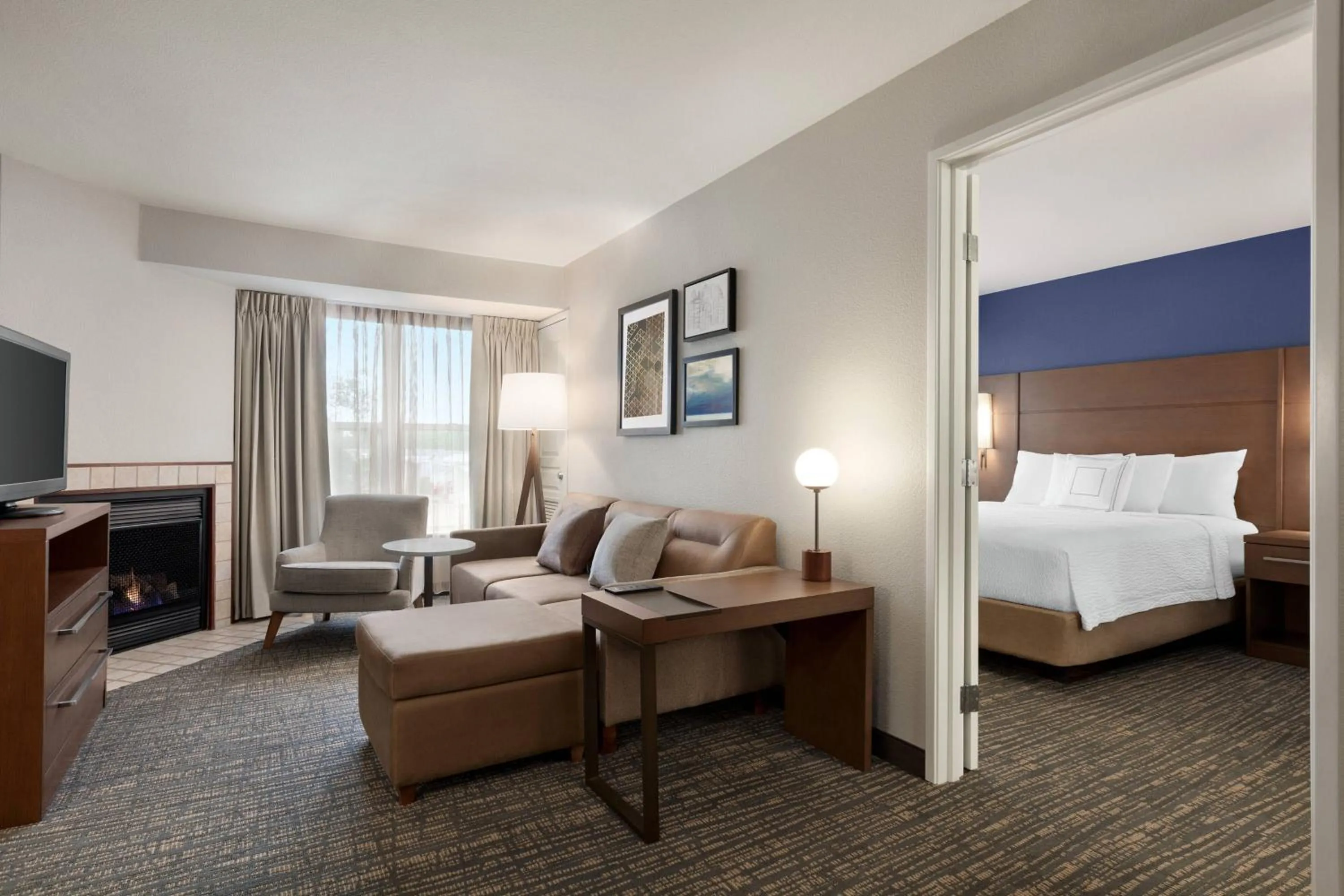 Living room, Bed in Residence Inn By Marriott Vacaville