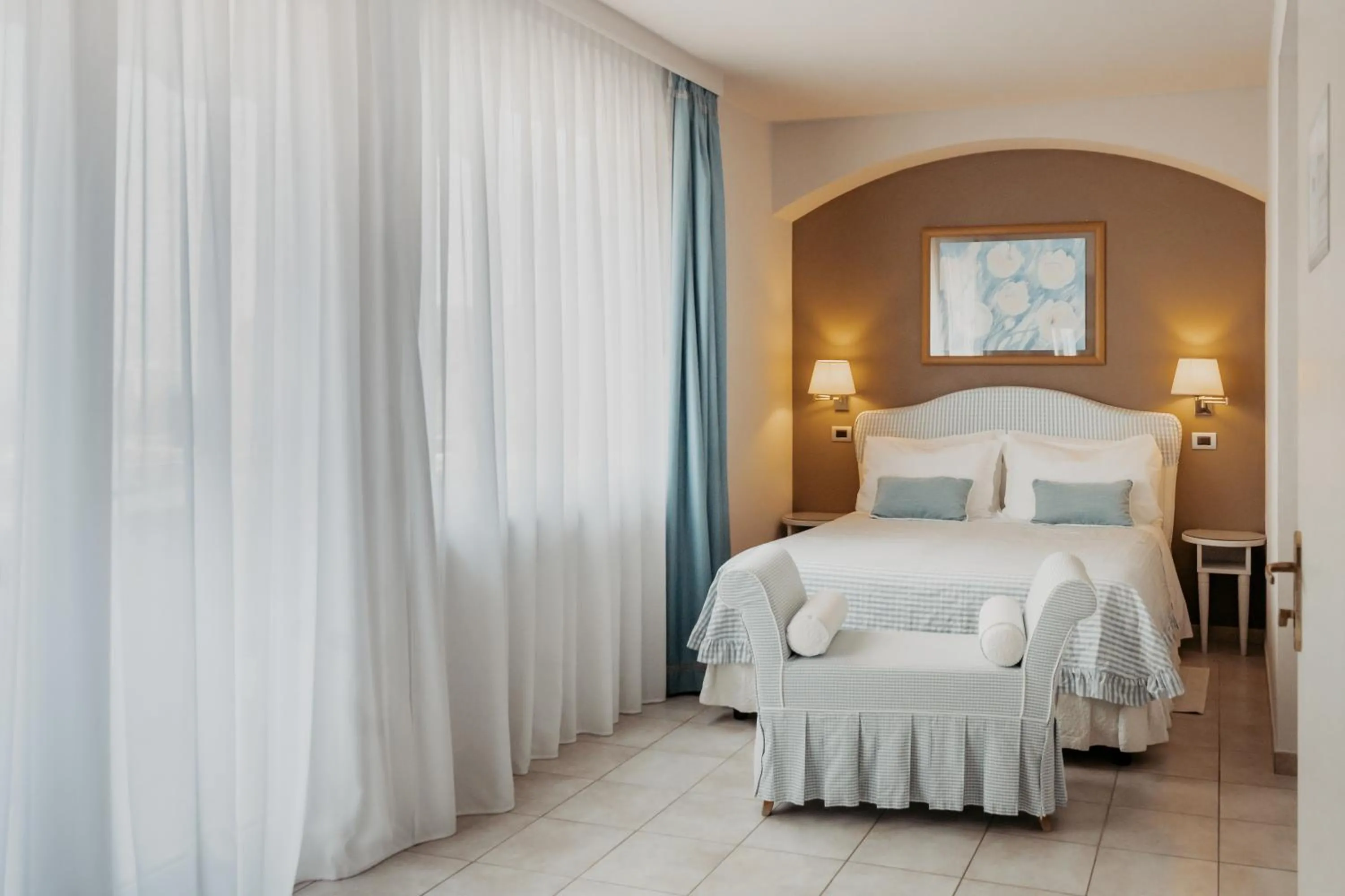 Bed in Hotel Eden