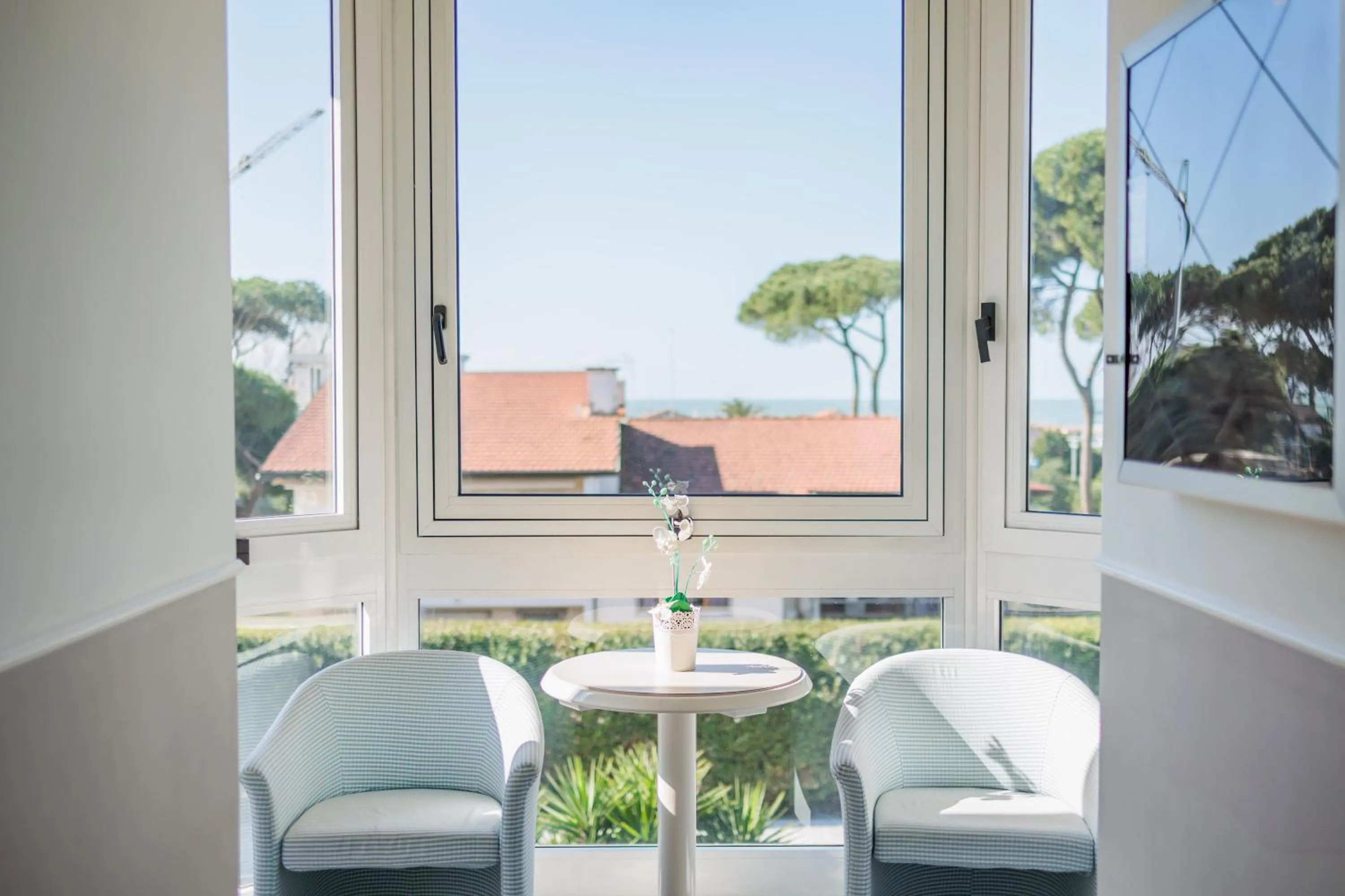 Seating area in Hotel Eden