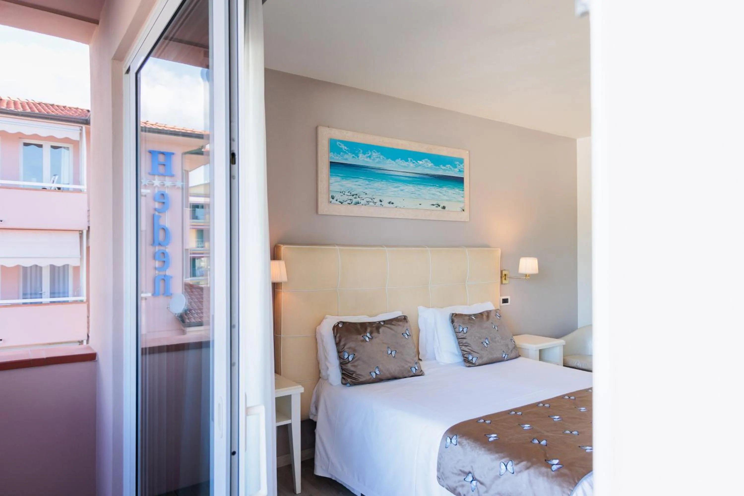 Bedroom, Bed in Hotel Eden