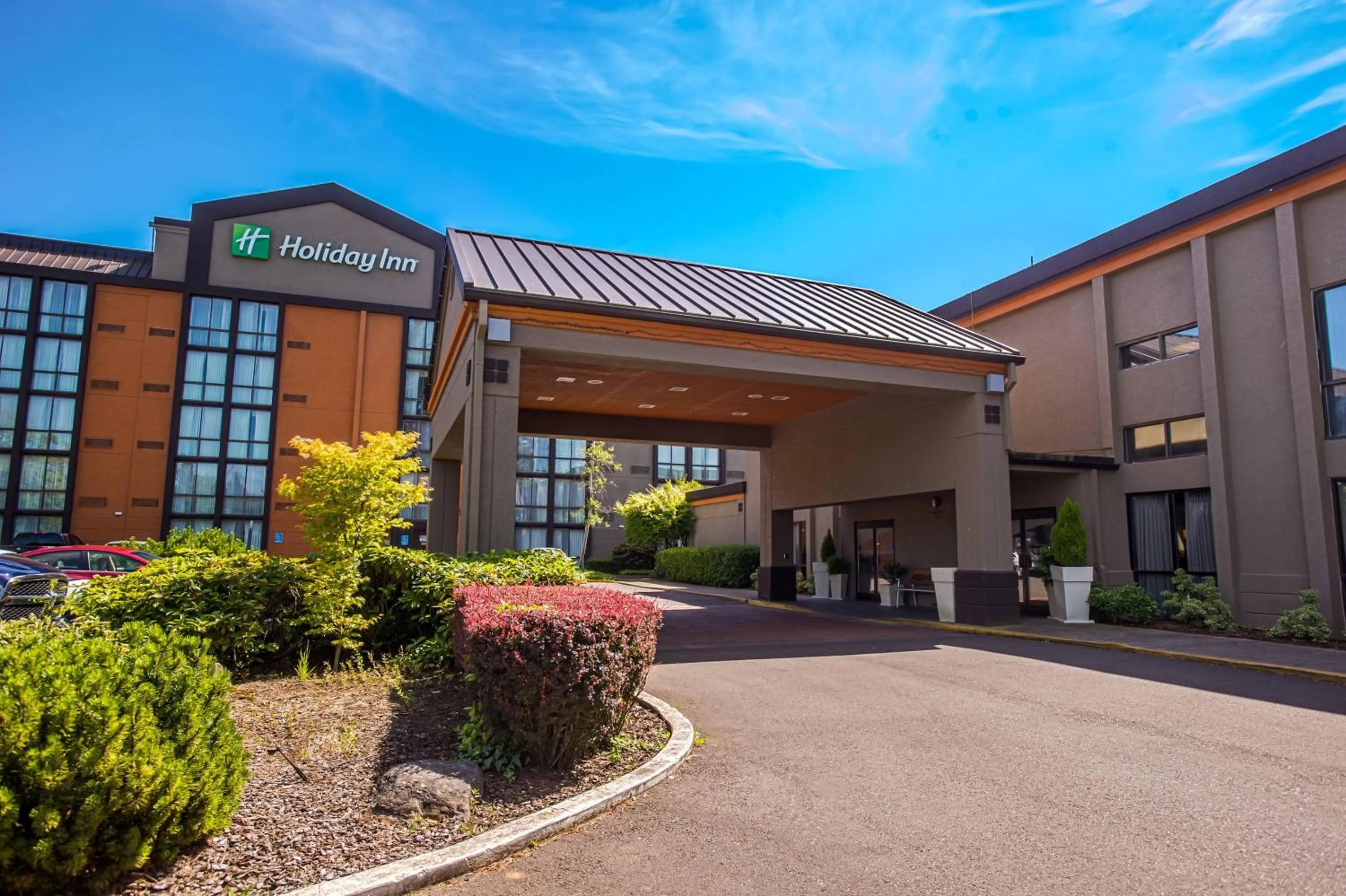 Property building in Holiday Inn Portland- I-5 S Wilsonville by IHG