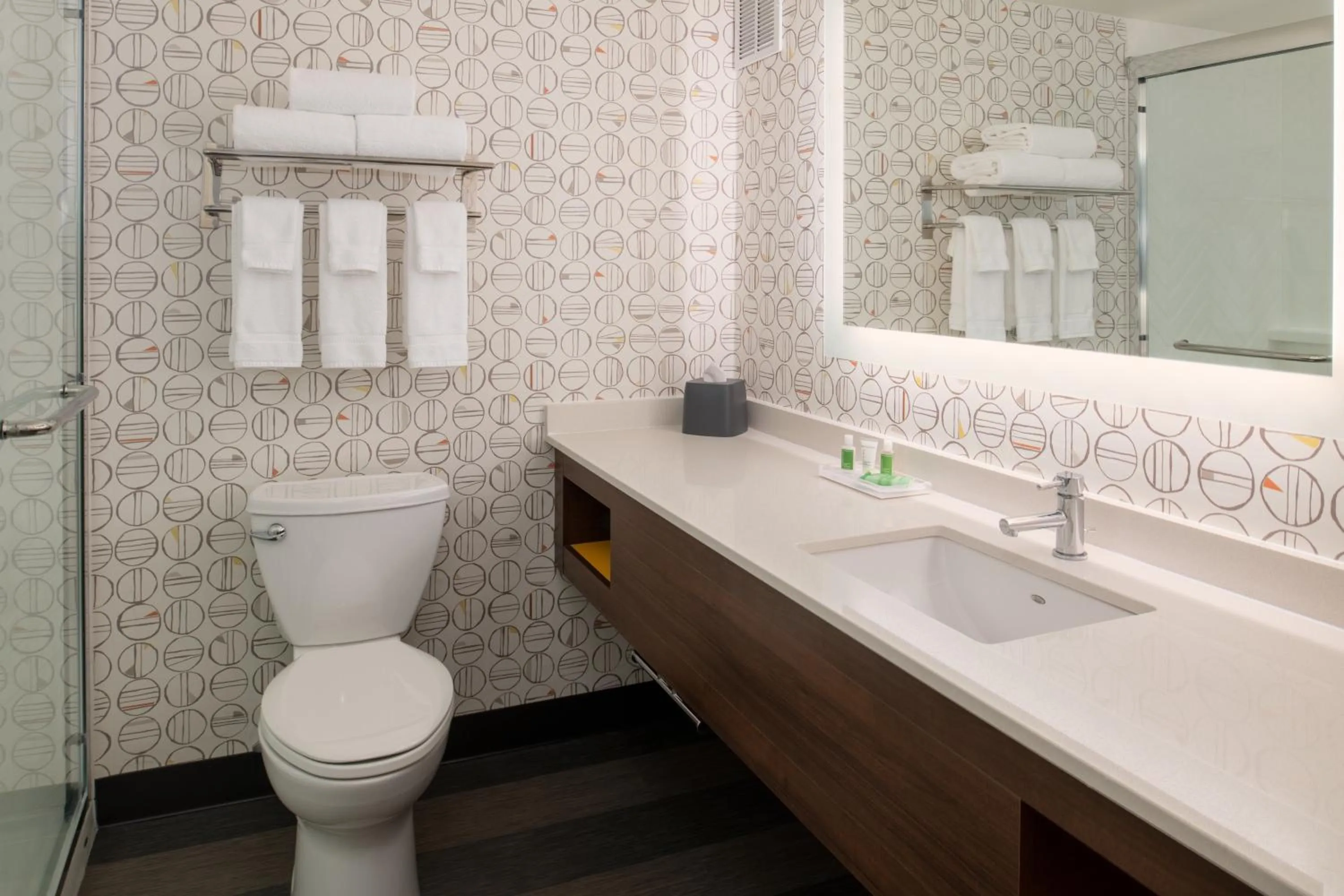 Bathroom in Holiday Inn Portland- I-5 S Wilsonville by IHG