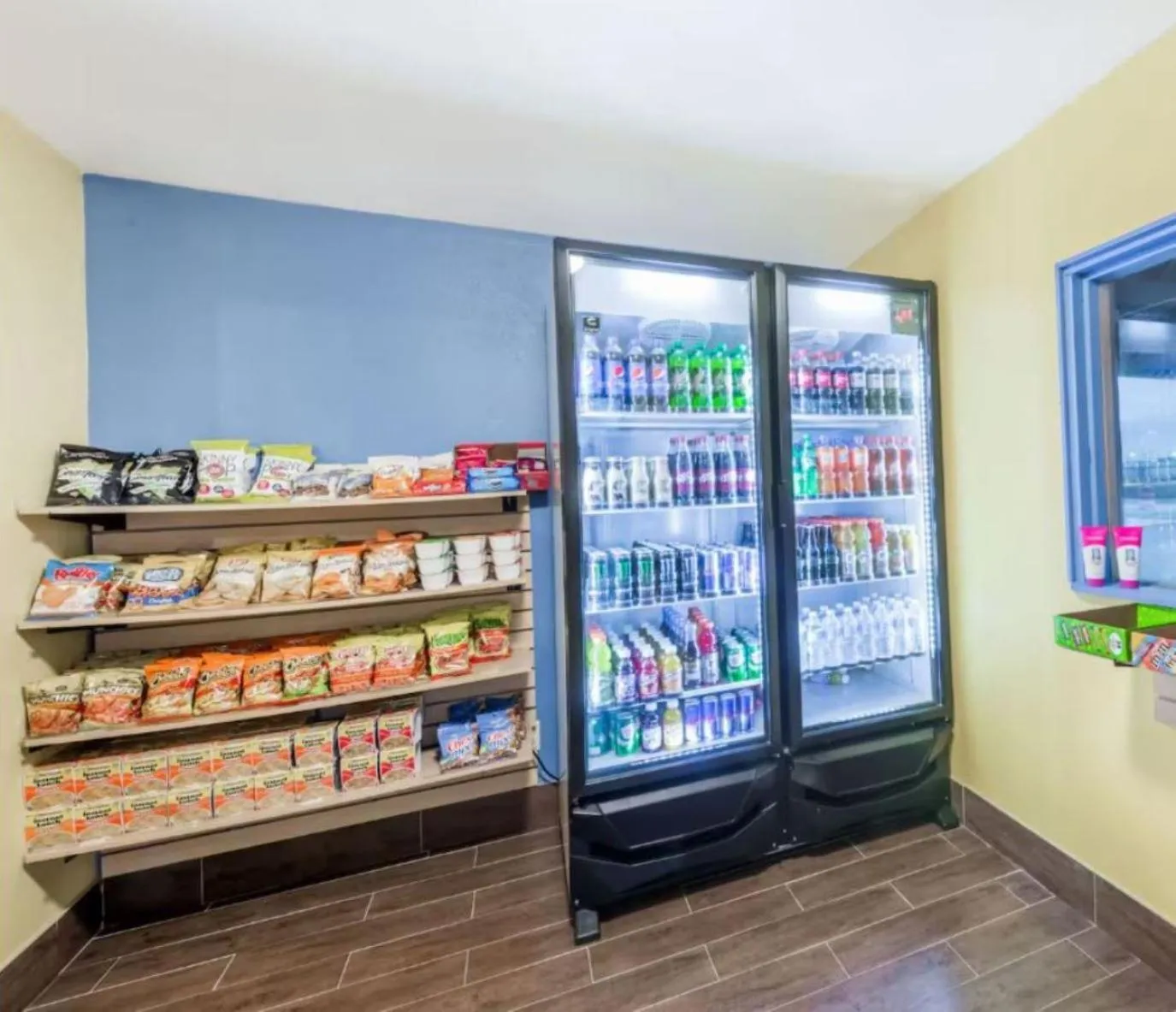 Drinks in Days Inn by Wyndham San Antonio Splashtown/ATT Center