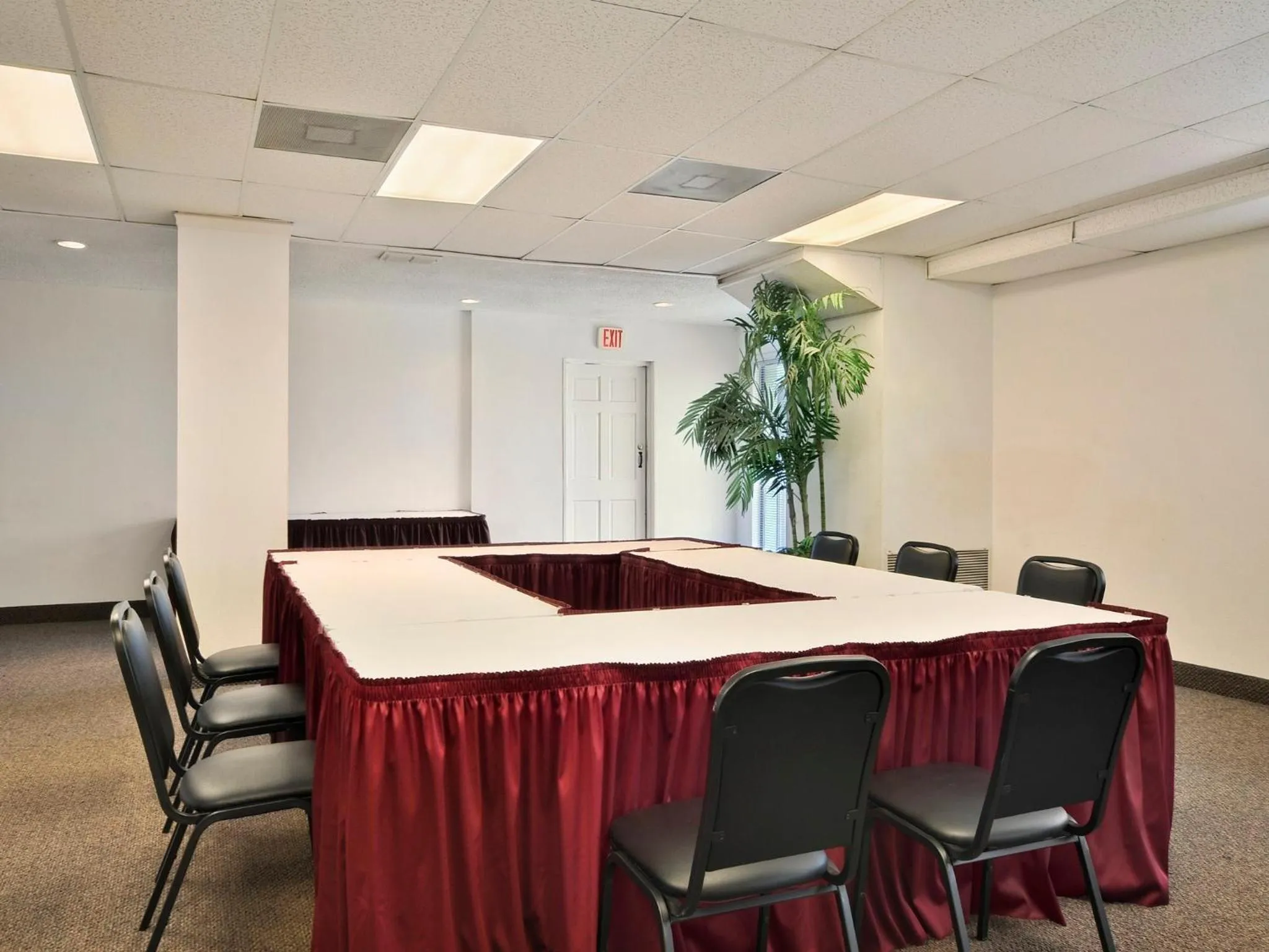 Meeting/conference room in The Inn at Market Square