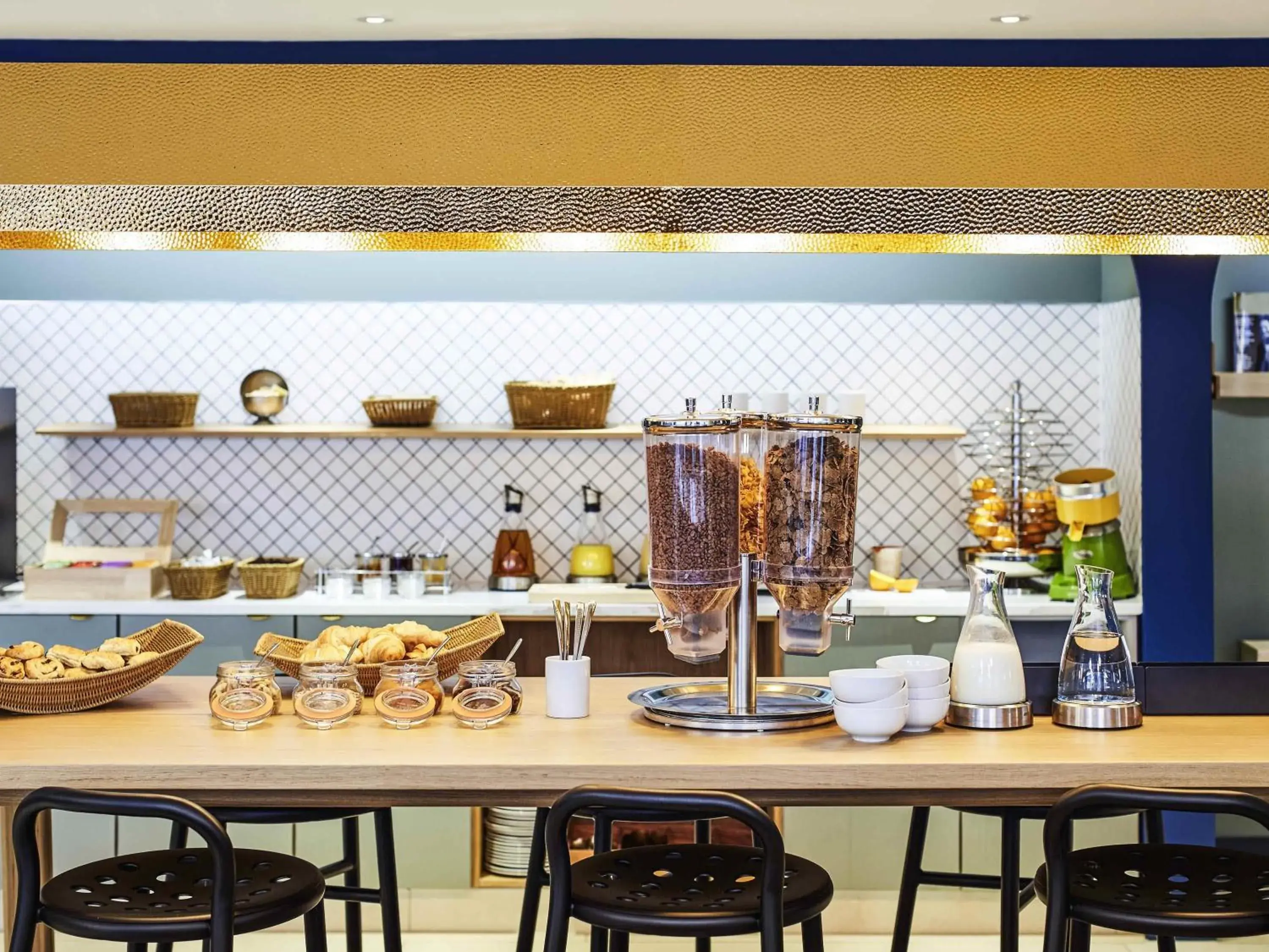 Breakfast in Aparthotel Adagio Edinburgh Royal Mile Breakfast in Aparthotel Adagio Edinburgh Royal Mile