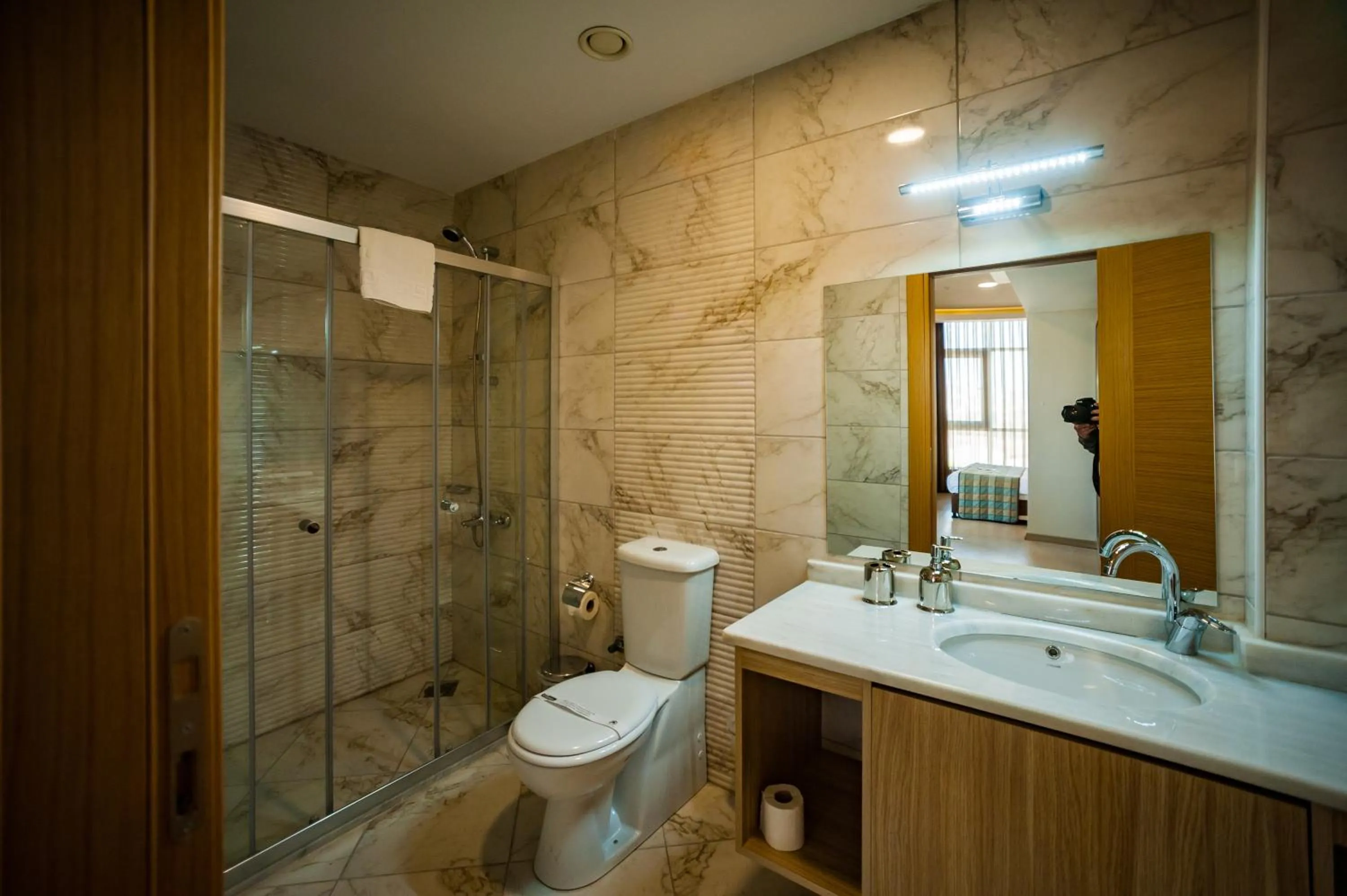 Bathroom in Akman TZOB Otel