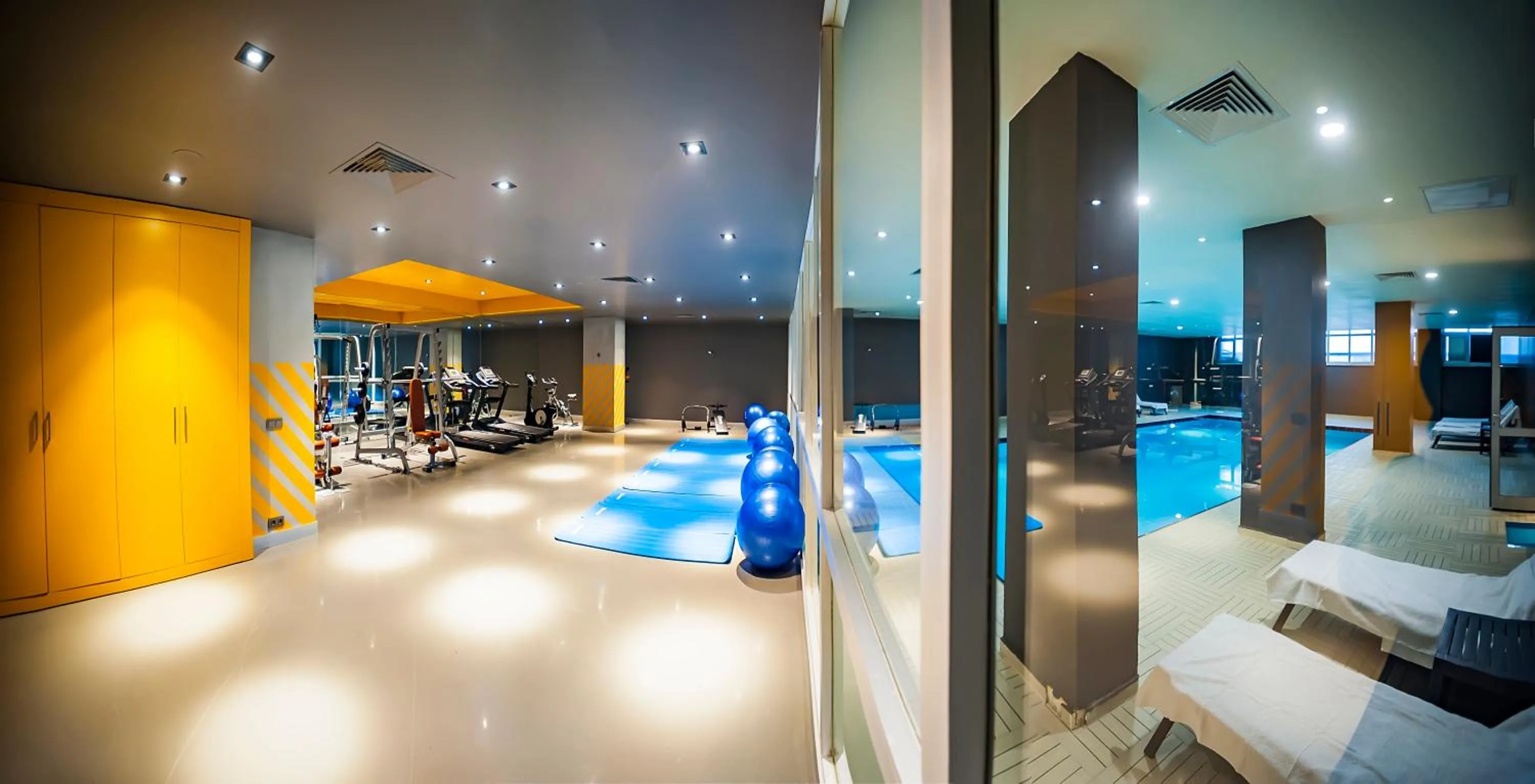 Fitness centre/facilities, Swimming Pool in Akman TZOB Otel