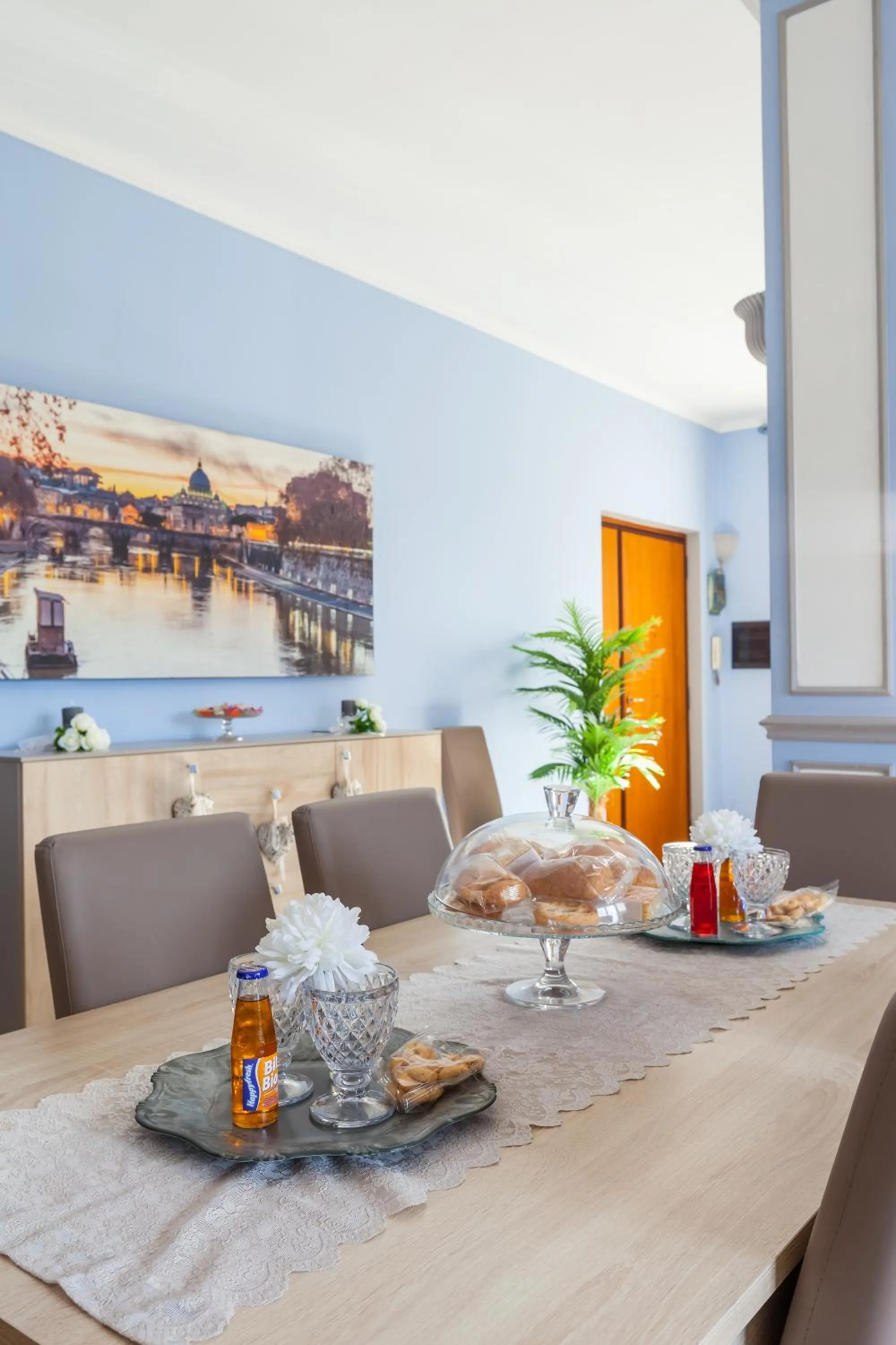 Communal lounge/ TV room in Casa Vacanze Giramondo