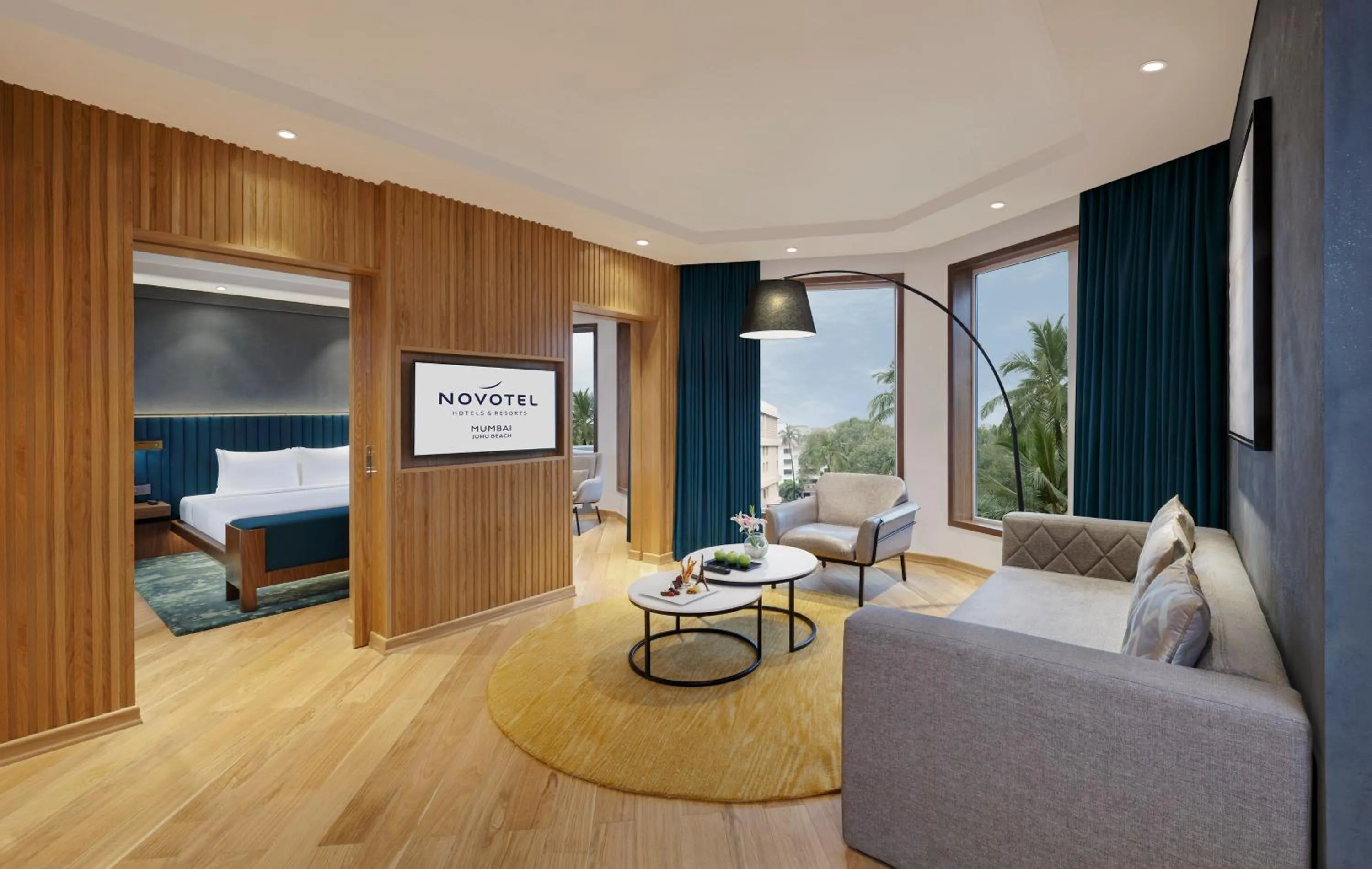 Living room in Novotel Mumbai Juhu Beach