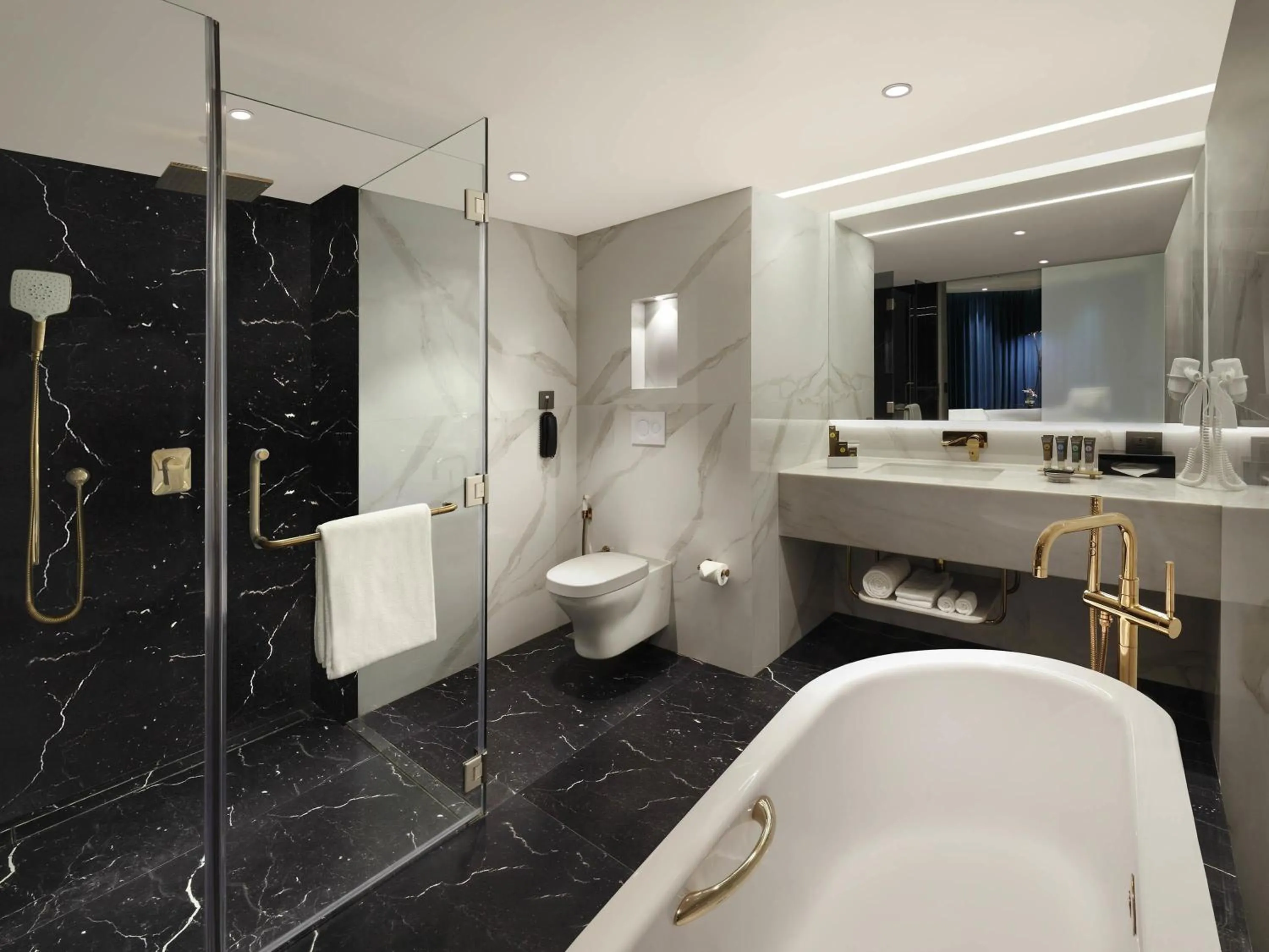 Bedroom in Novotel Mumbai Juhu Beach