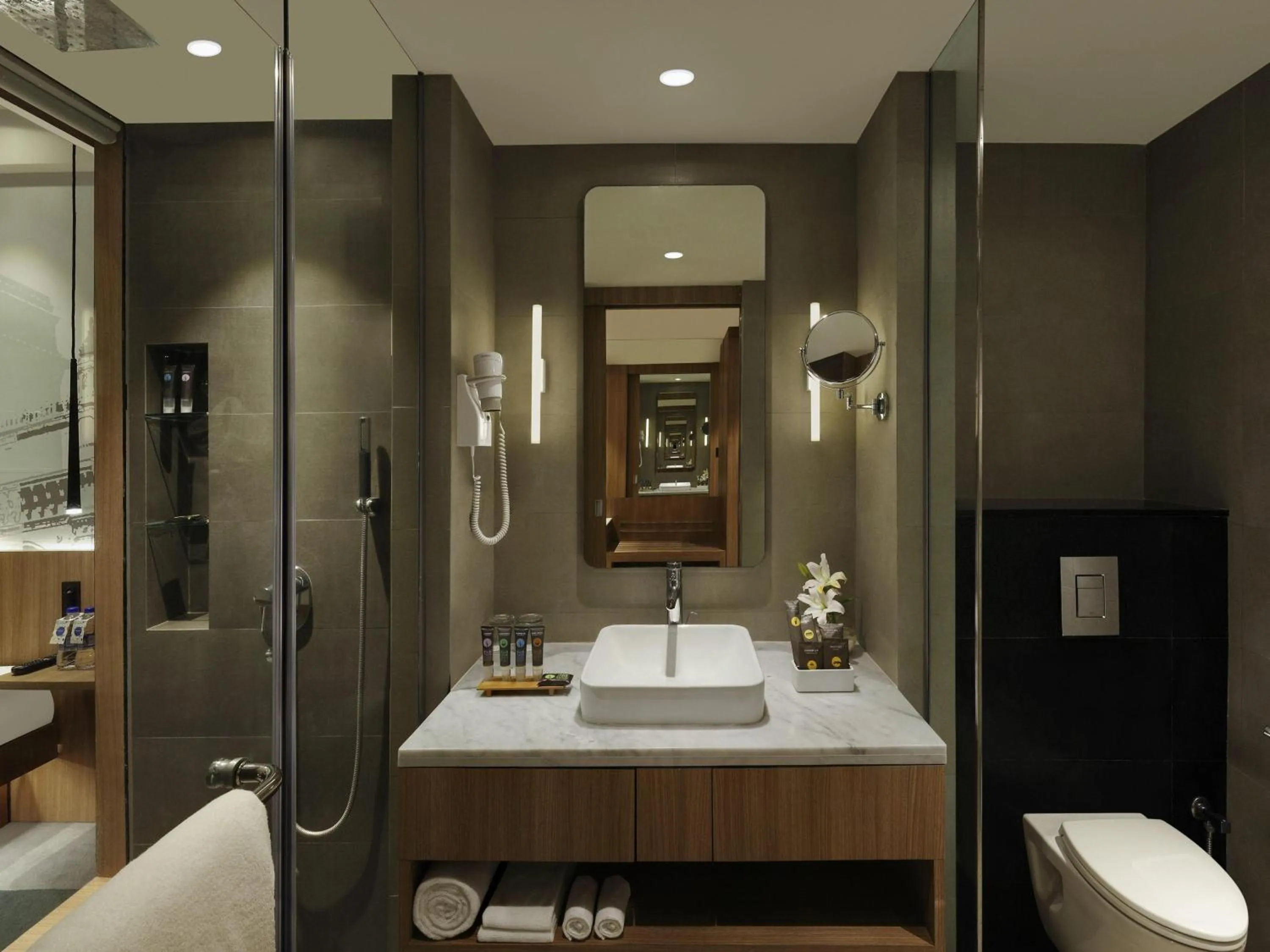 Bedroom in Novotel Mumbai Juhu Beach