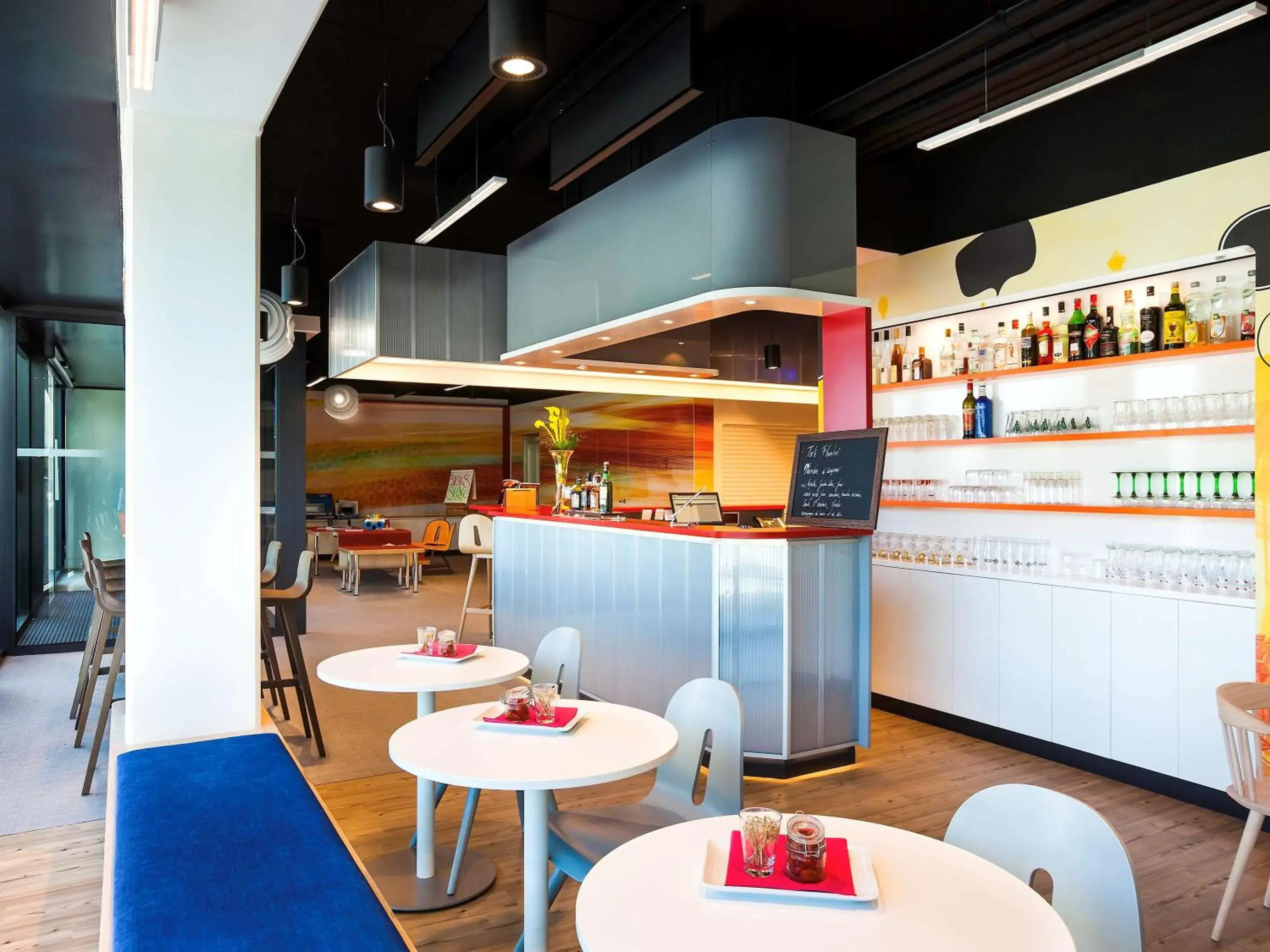 Lounge or bar in Ibis Styles Mulhouse Centre Gare Lounge or bar in Ibis Styles Mulhouse Centre Gare