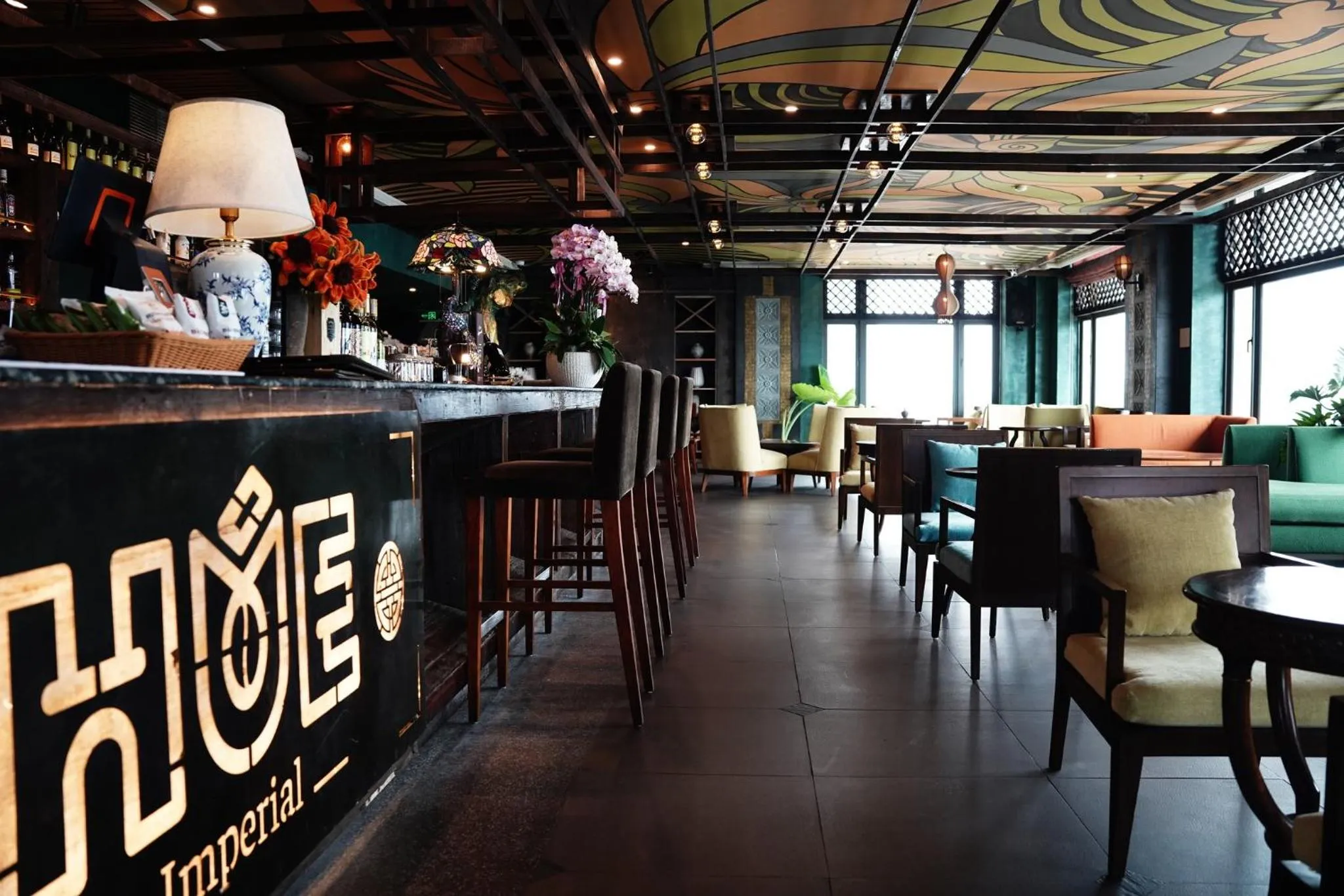 Lounge or bar in TTC Imperial Hotel