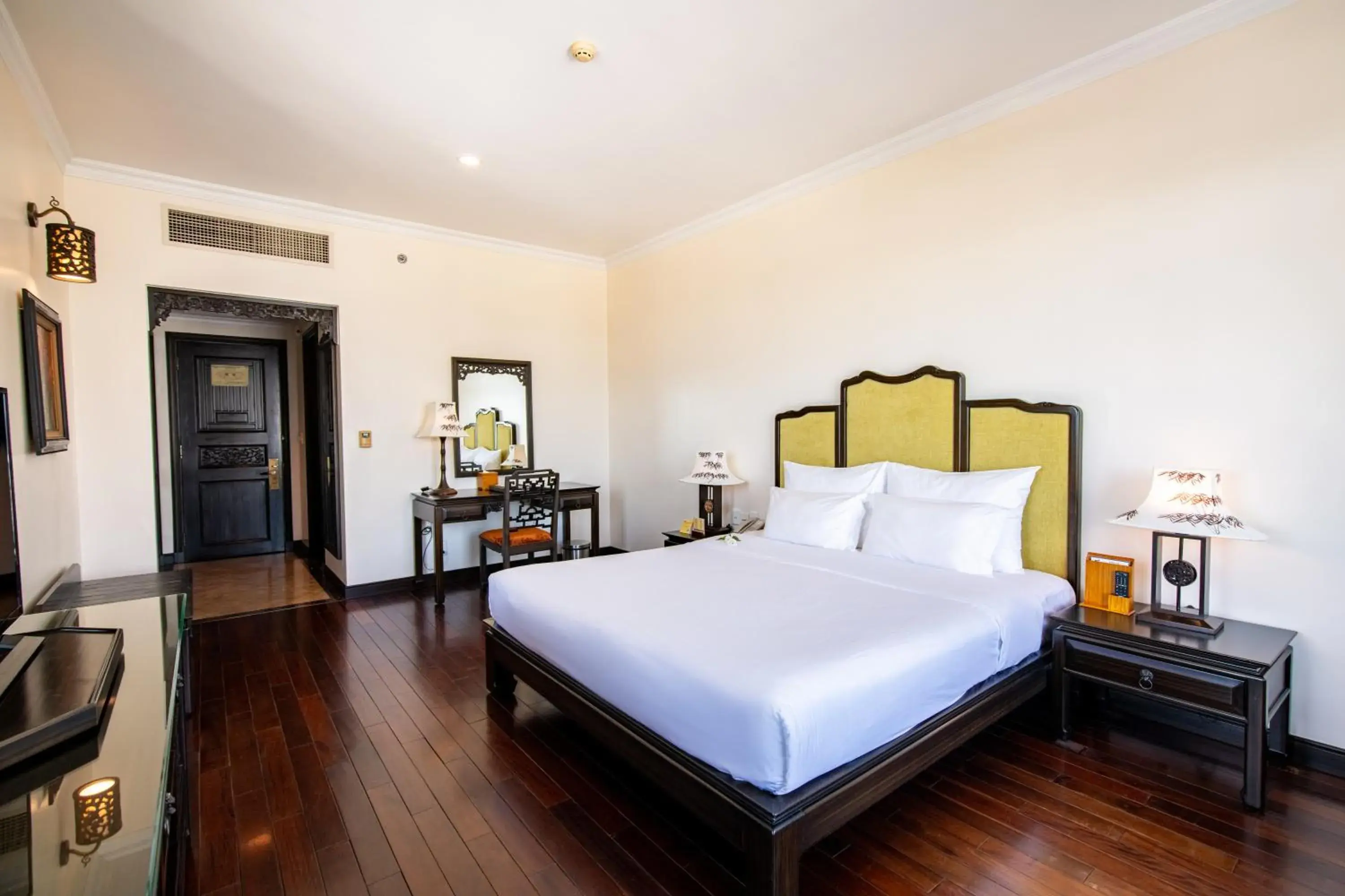 Photo of the whole room, Bed in TTC Imperial Hotel Photo of the whole room, Bed in TTC Imperial Hotel