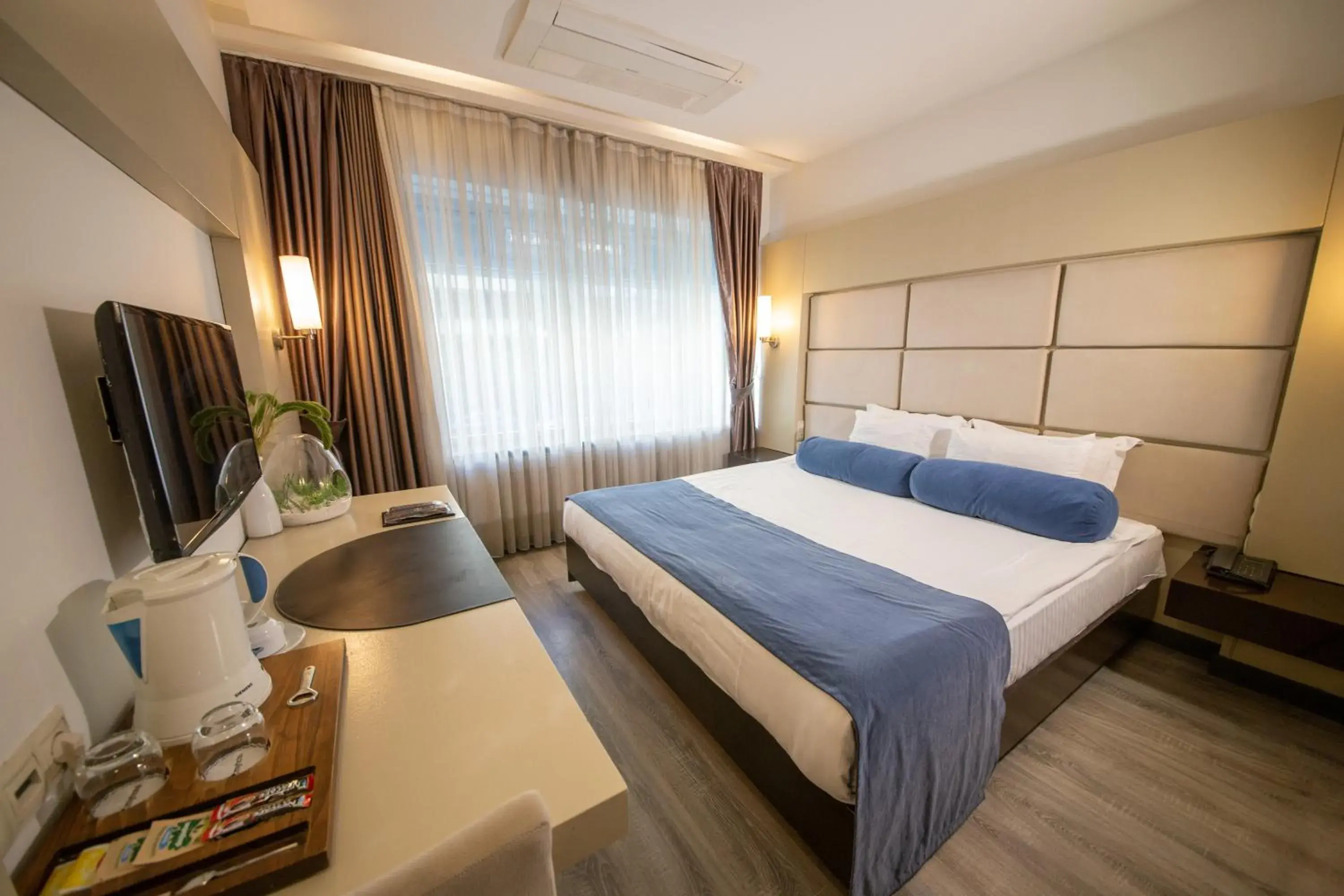 Business Room - single occupancy in MY Hotel Business Room - single occupancy in MY Hotel