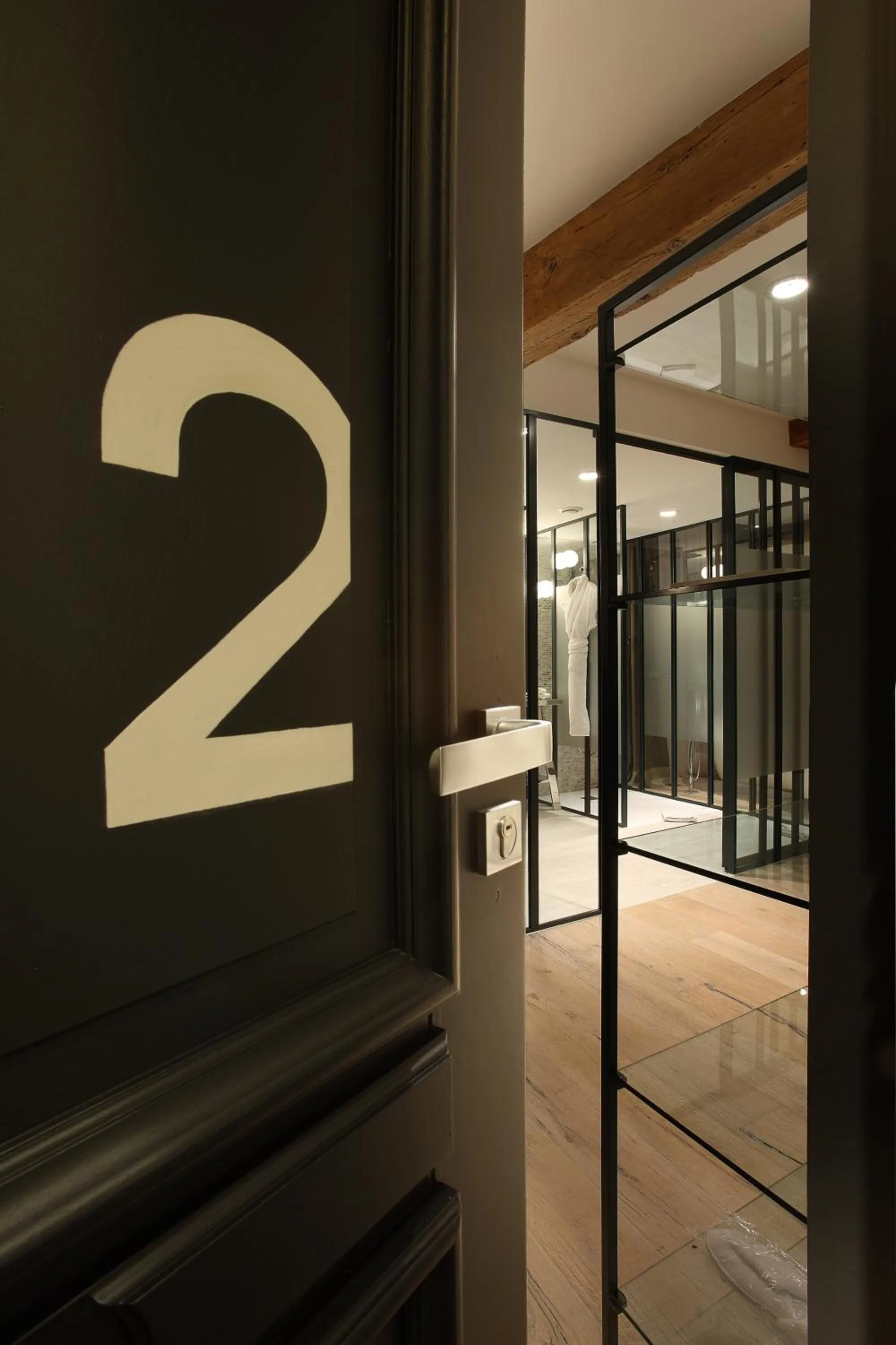 Photo of the whole room in Petit Hôtel Confidentiel