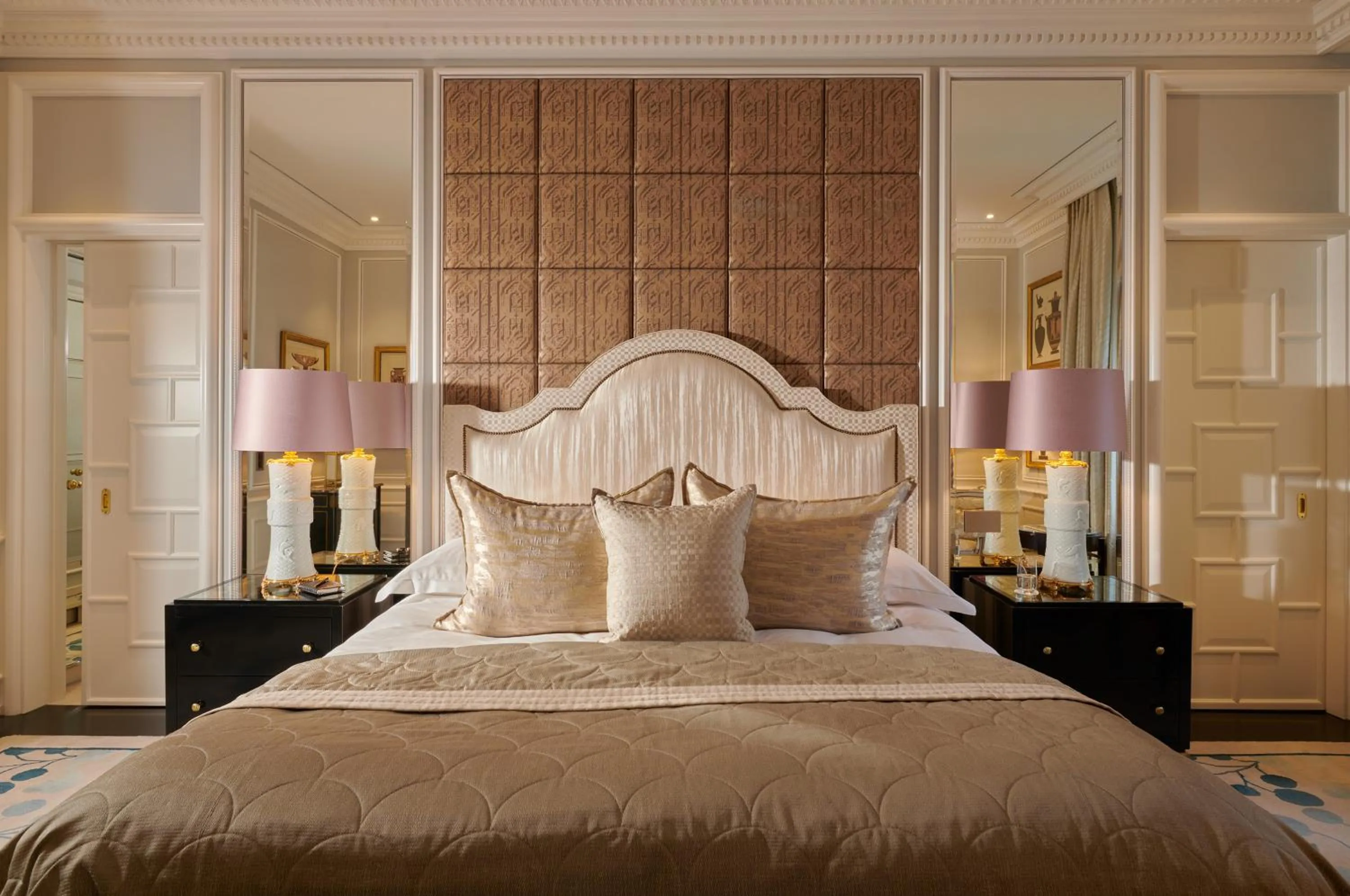 Bedroom, Bed in Baur au Lac