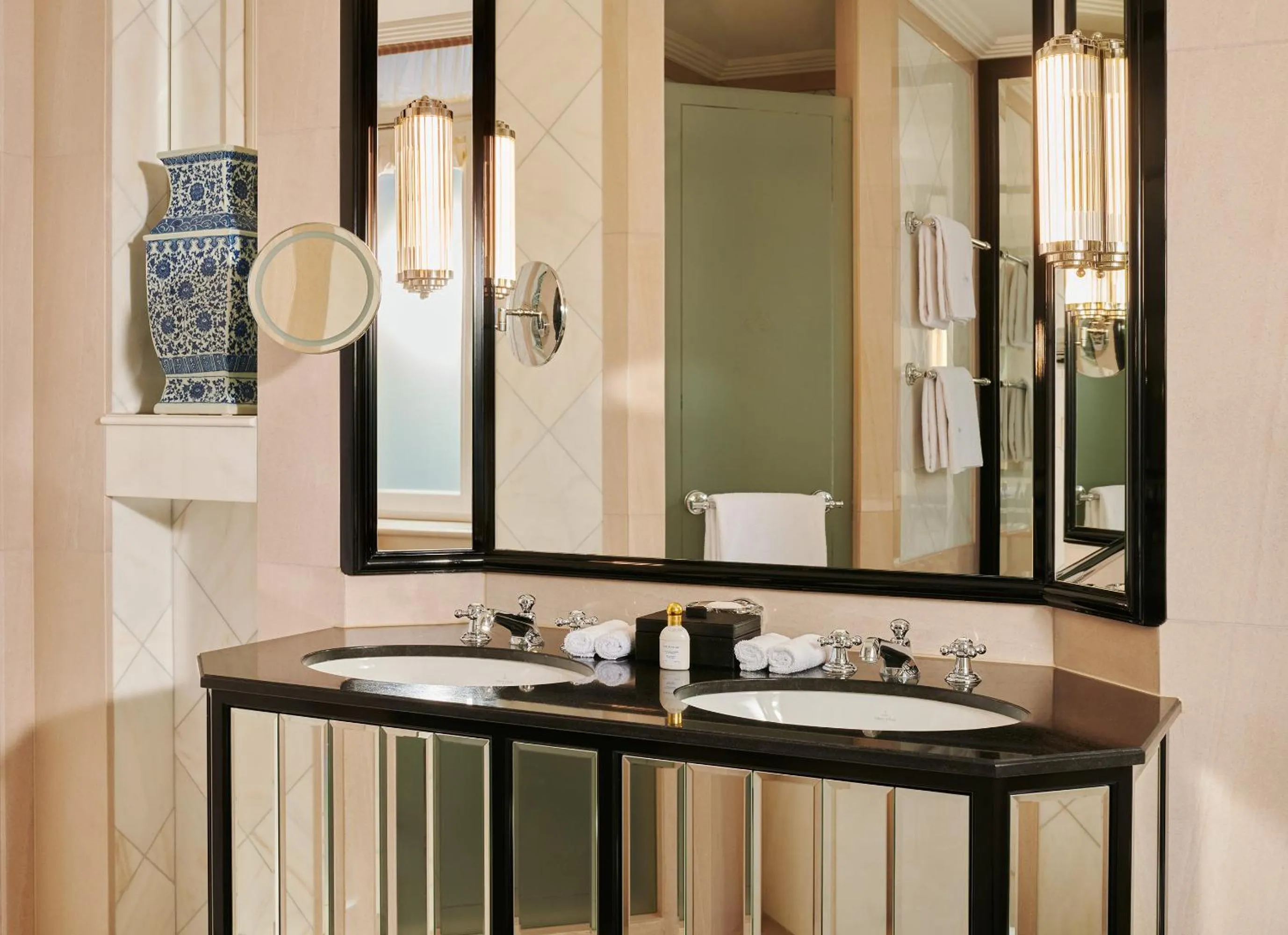 Bathroom in Baur au Lac