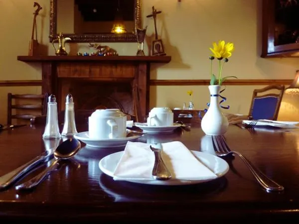 Food and drinks in The Douglas Hotel