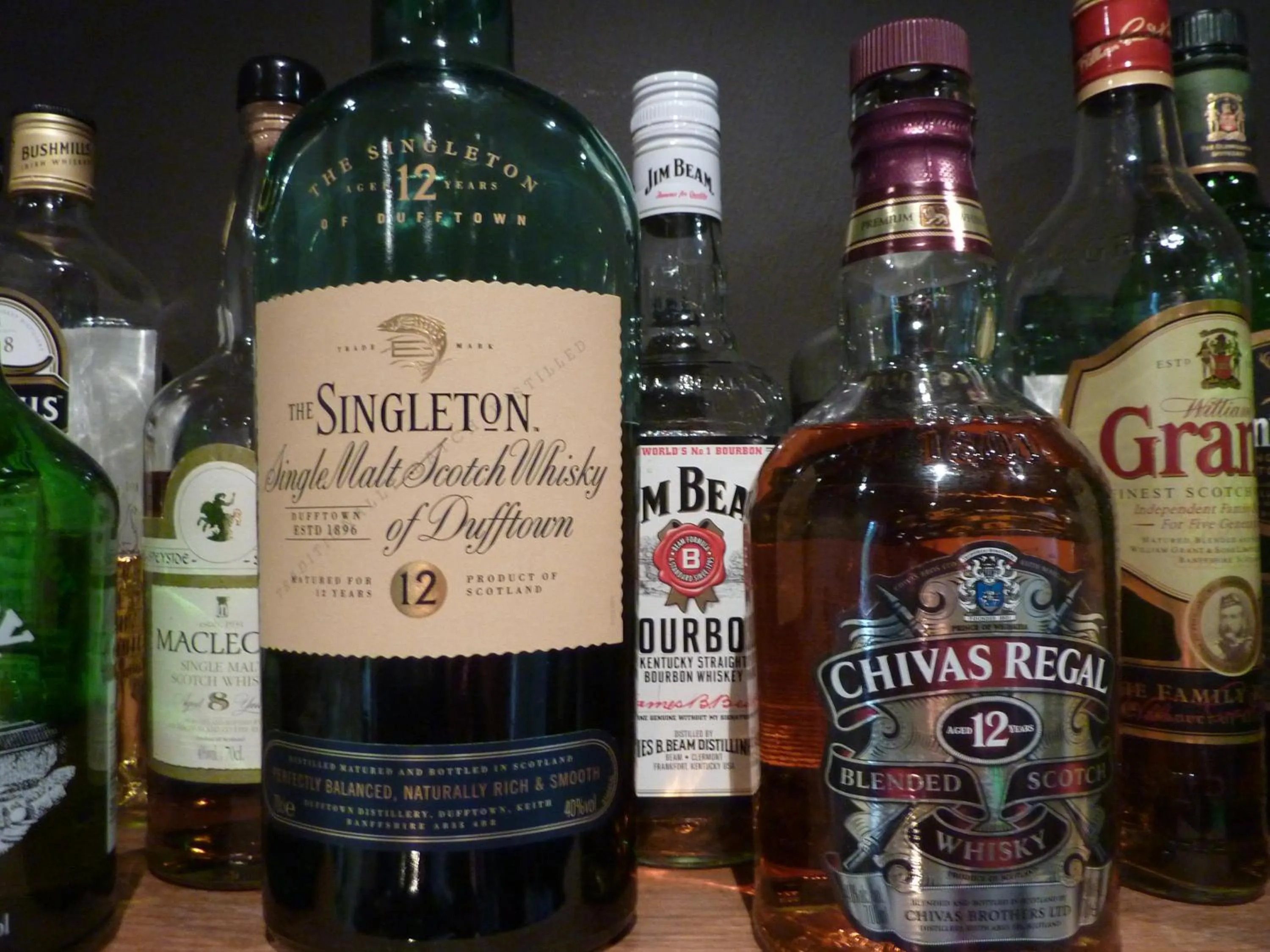 Alcoholic drinks in The Douglas Hotel