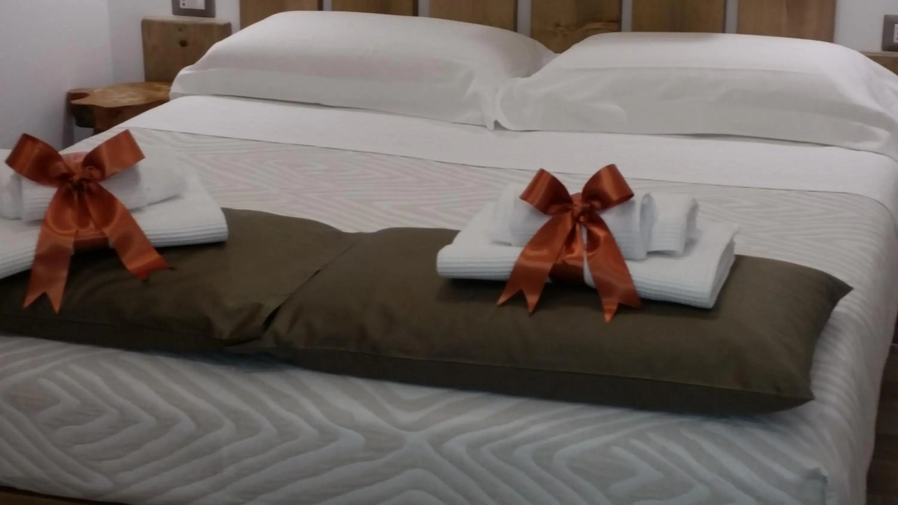 Decorative detail, Bed in Casa Dell'Artista