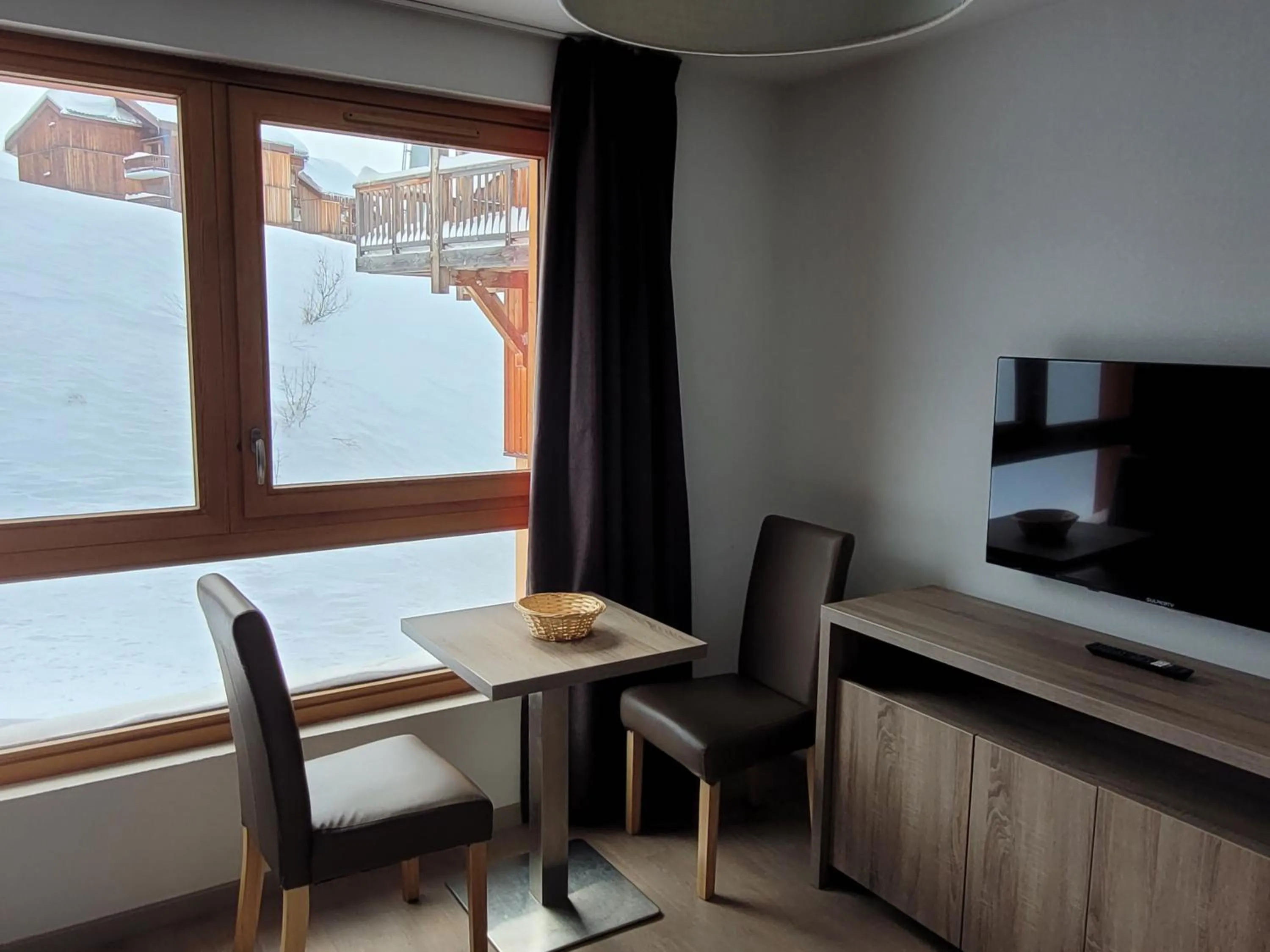 TV and multimedia in Résidence Odalys Front de Neige