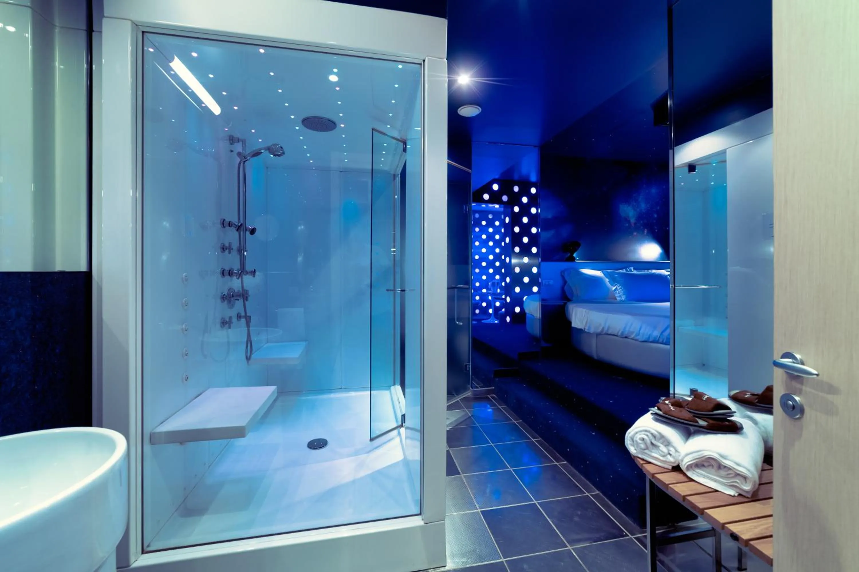 Bathroom in Motel Hotel Piranha