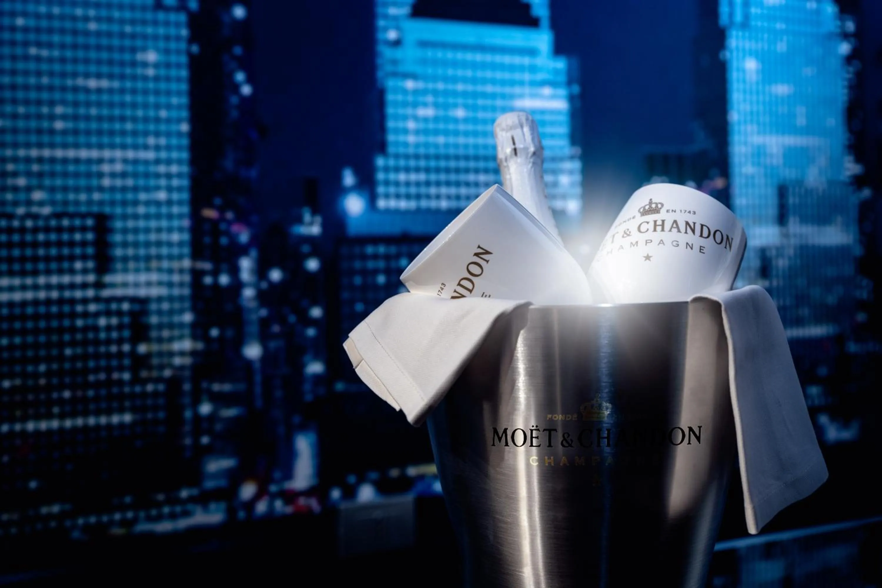 Decorative detail in Motel Hotel Piranha