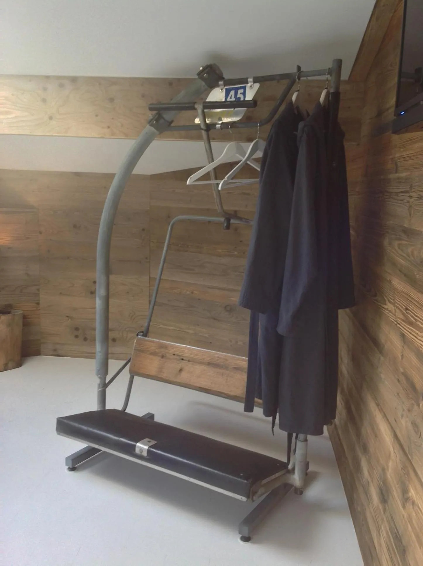 Skiing in Chambres d'hotes Deluxe Jacuzzi Mas de l'Etoile