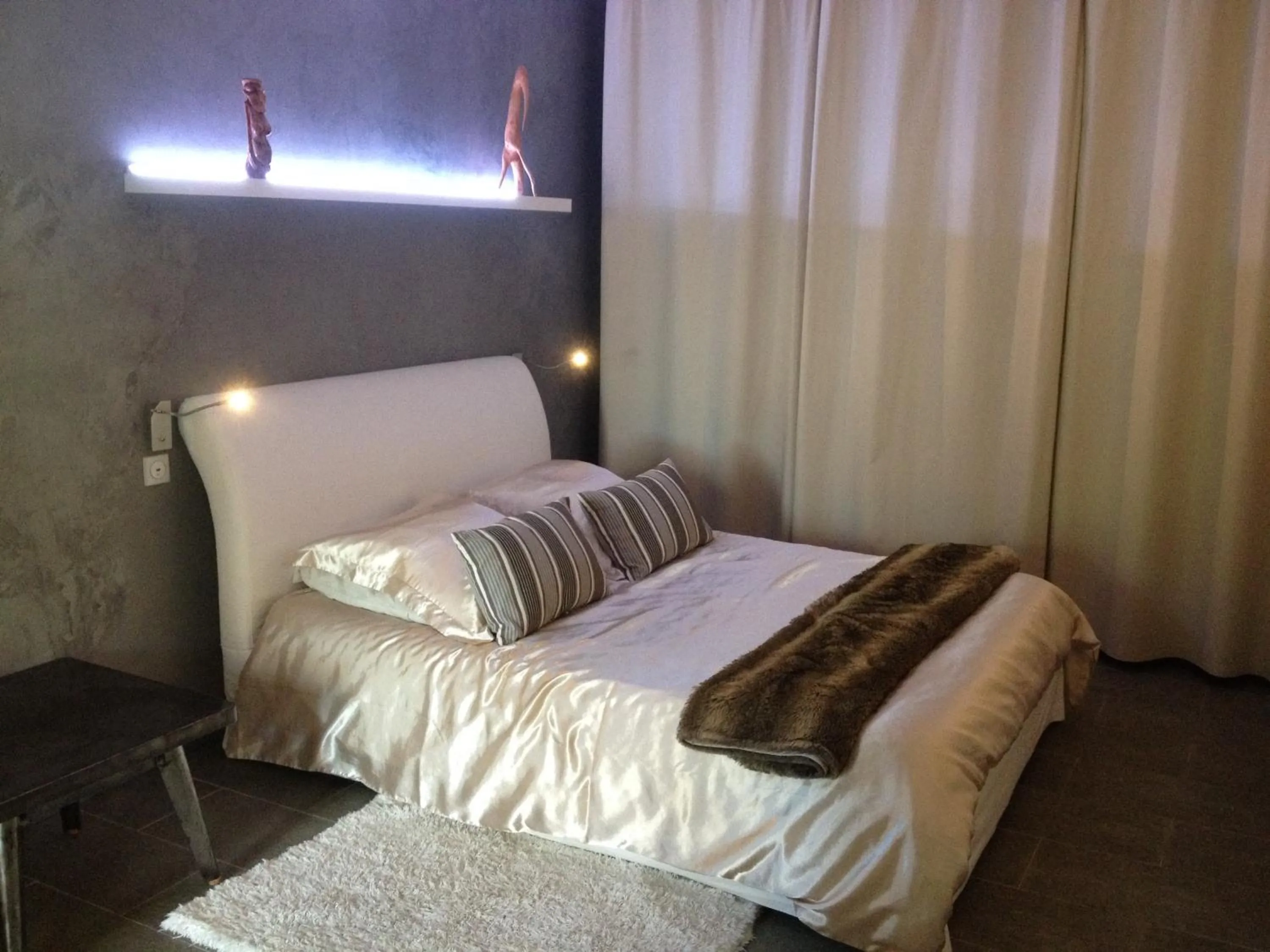 Bed in Chambres d'hotes Deluxe Jacuzzi Mas de l'Etoile