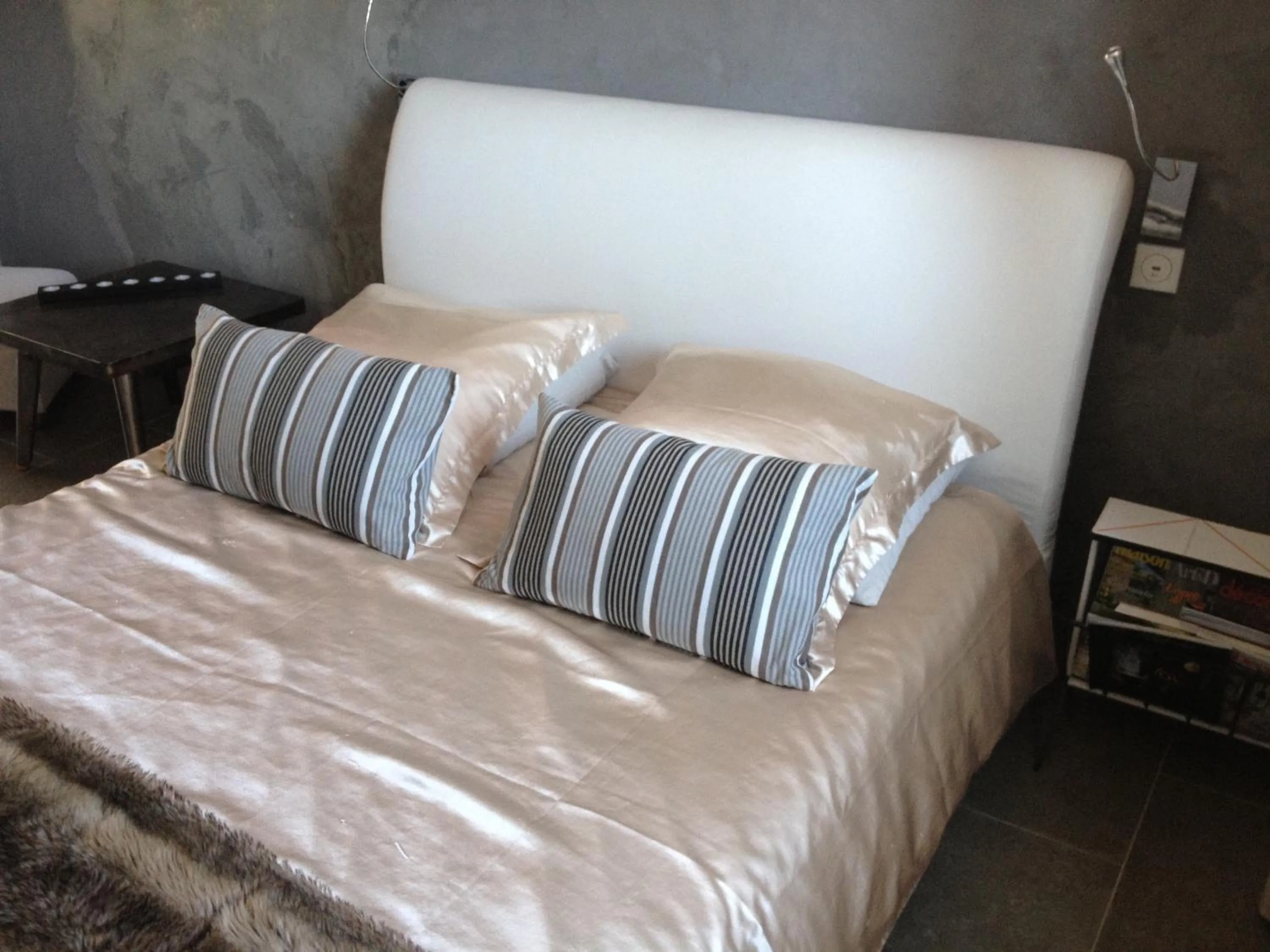Bed in Chambres d'hotes Deluxe Jacuzzi Mas de l'Etoile