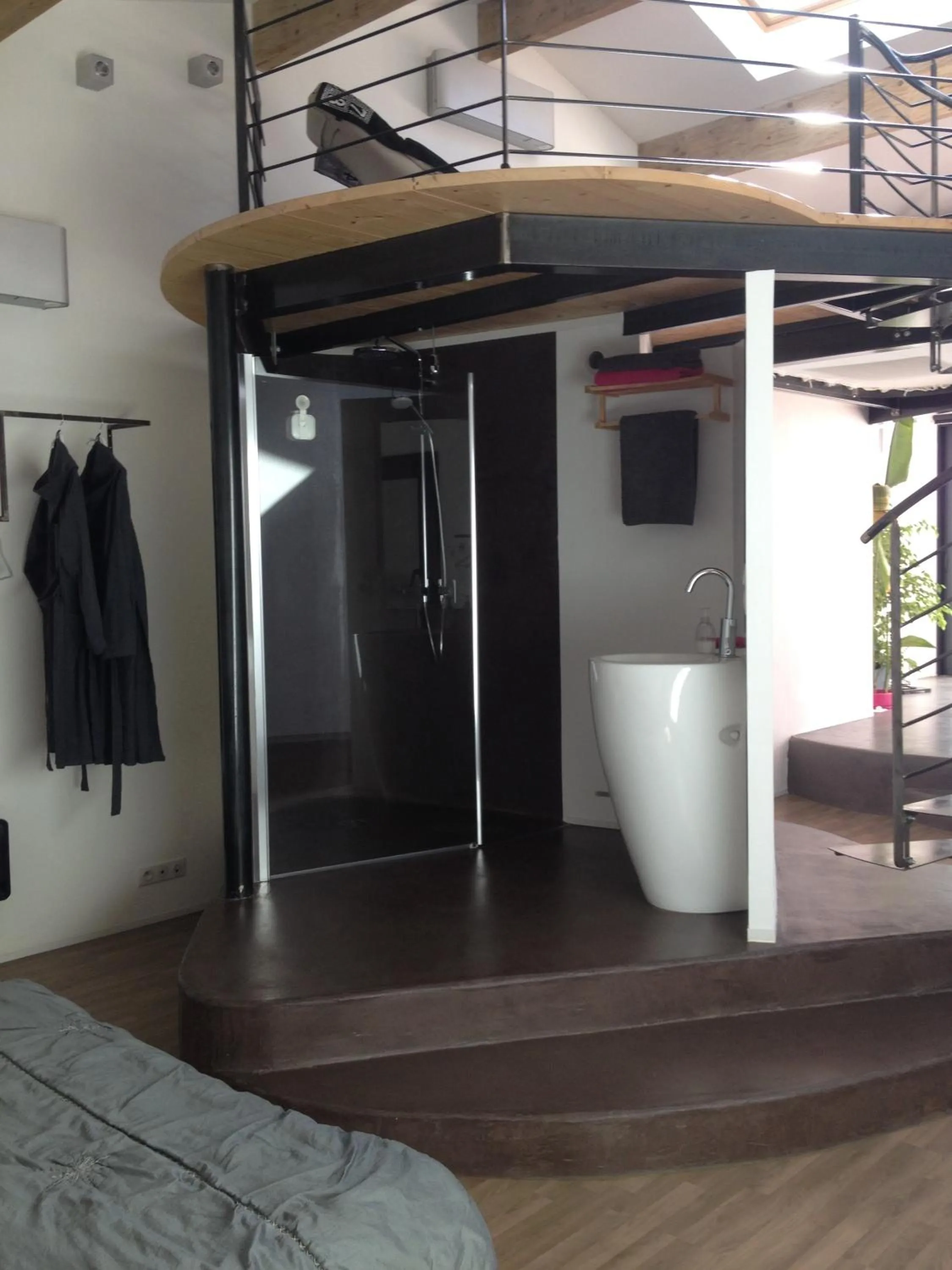Shower in Chambres d'hotes Deluxe Jacuzzi Mas de l'Etoile